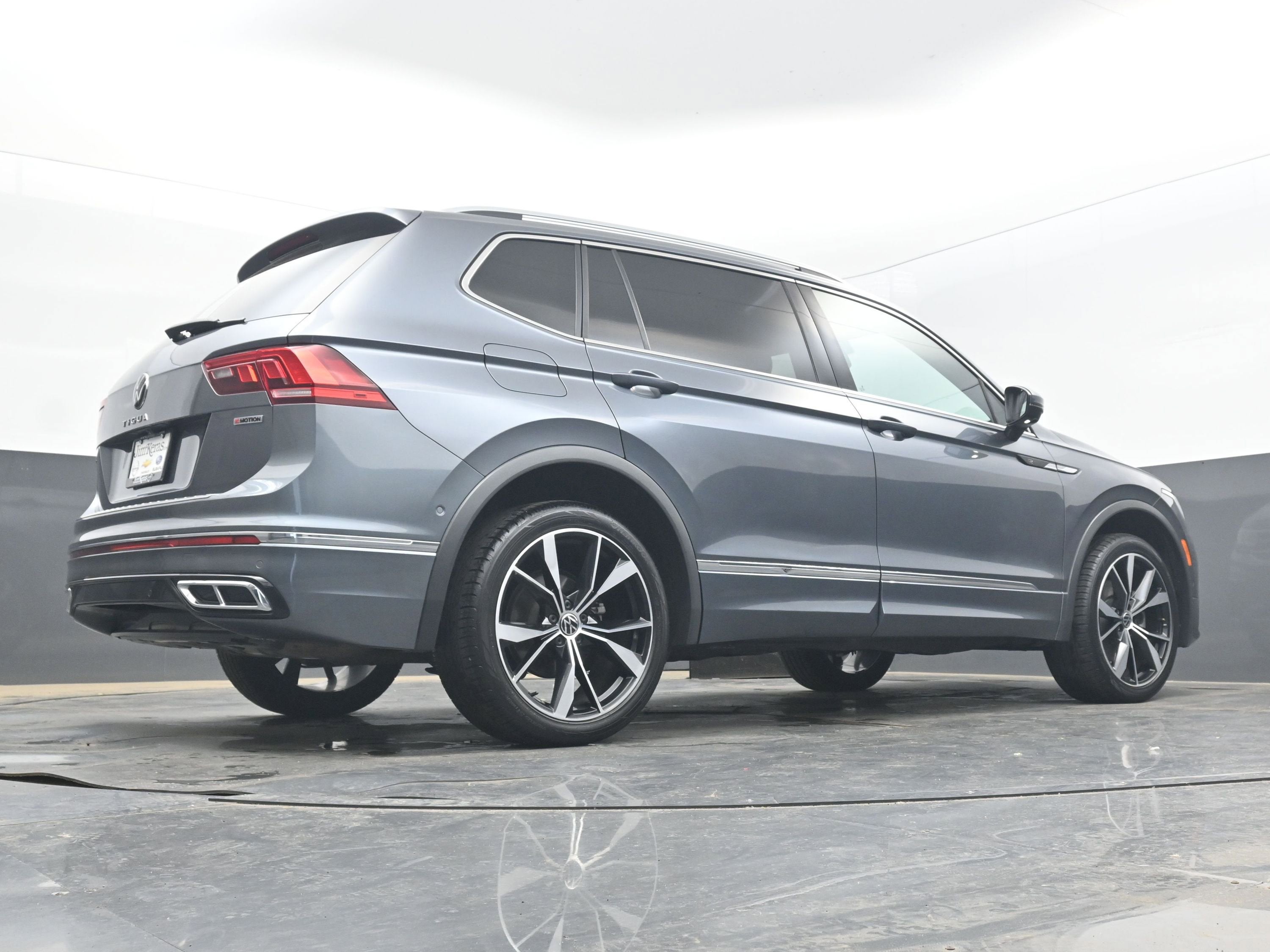 2022 Volkswagen Tiguan SEL R-Line