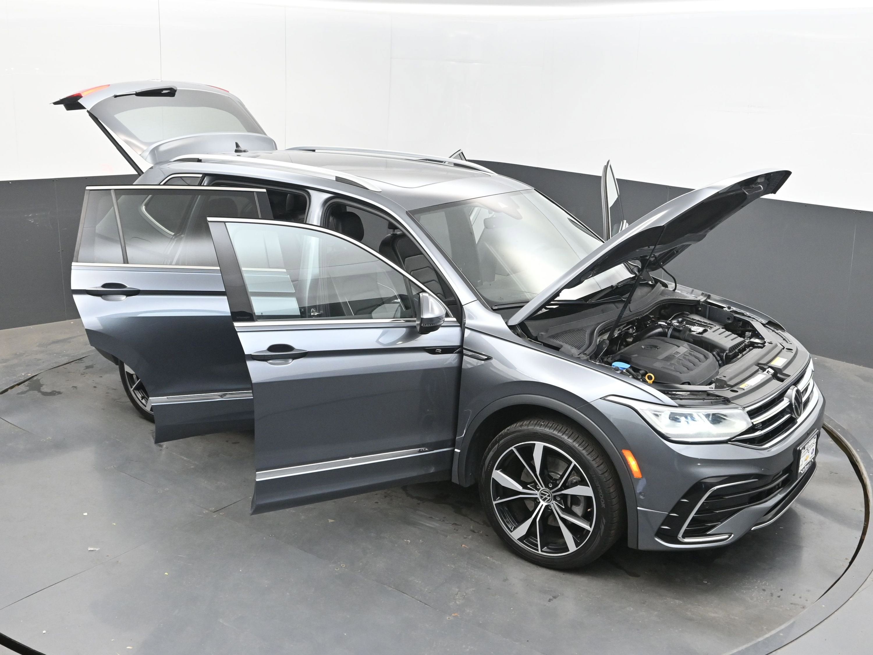2022 Volkswagen Tiguan SEL R-Line