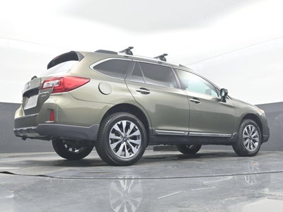 2017 Subaru Outback Touring