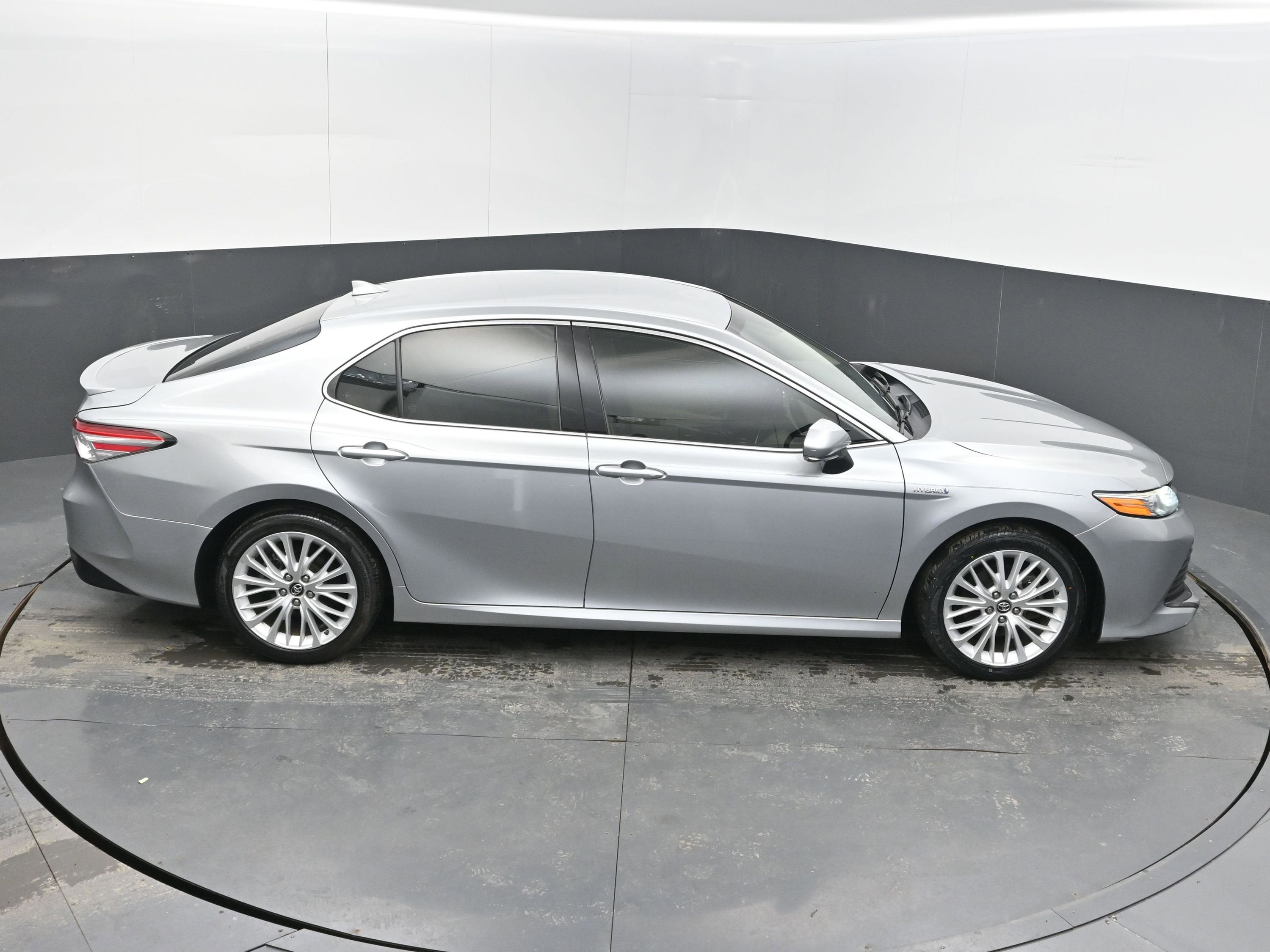 2019 Toyota Camry XLE