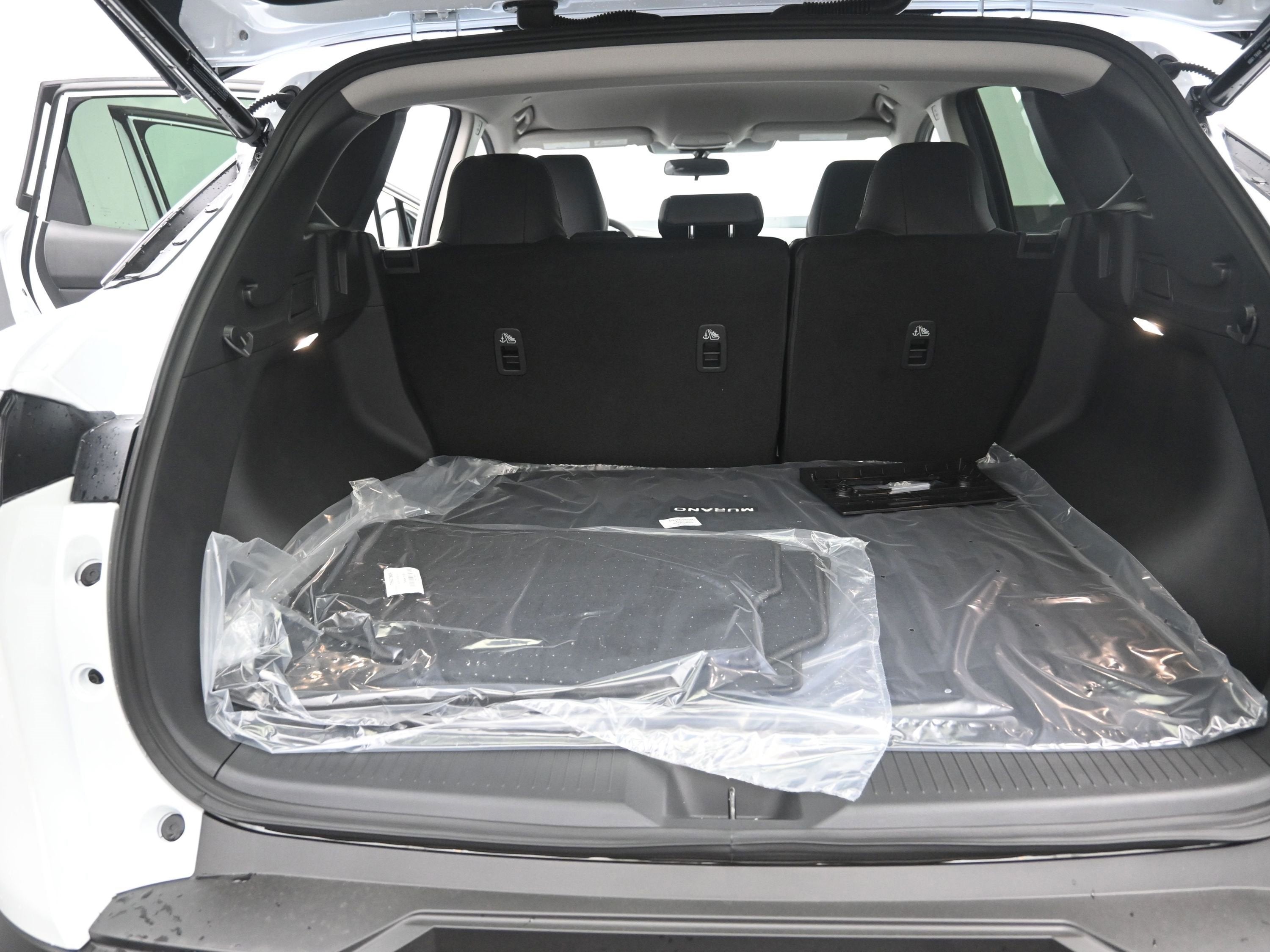 2025 Nissan MURANO SV