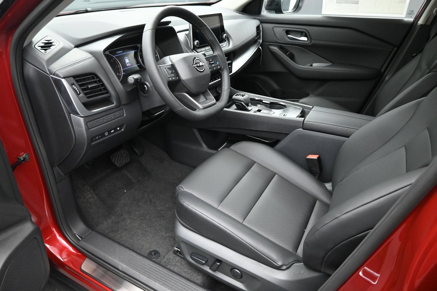 2027 Nissan ROGUE Base