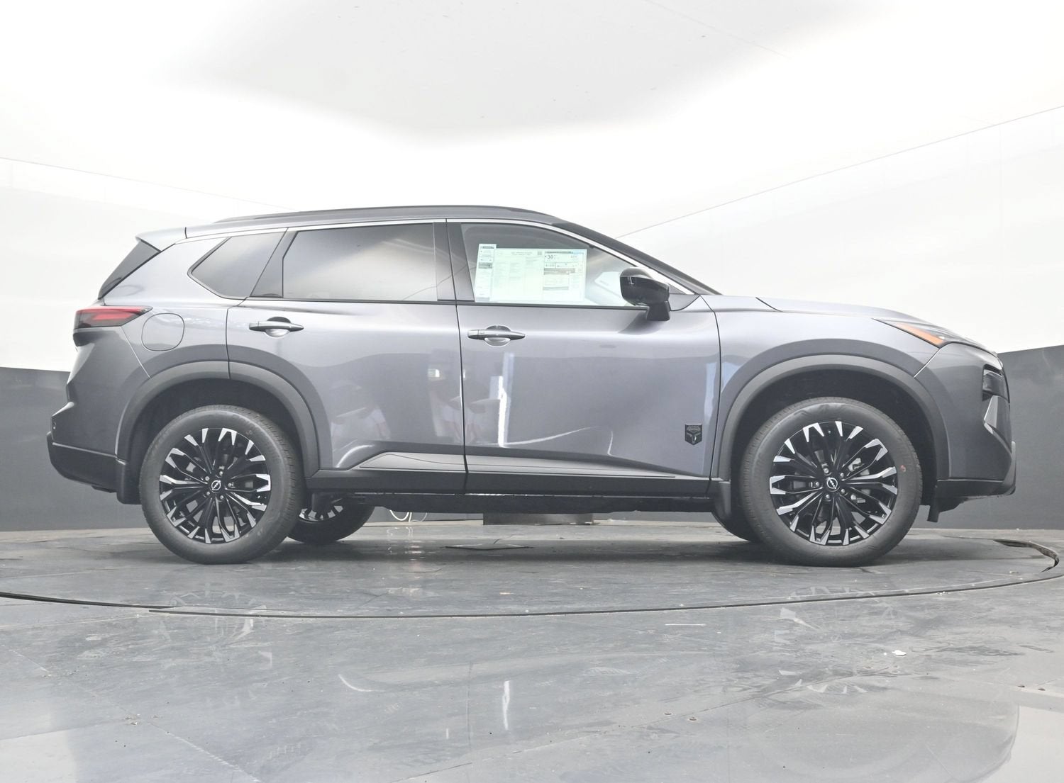 2027 Nissan ROGUE Dark Armor