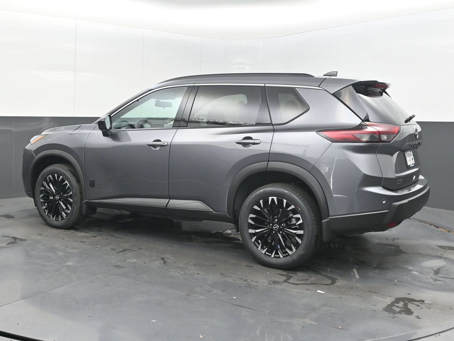 2027 Nissan ROGUE Dark Armor