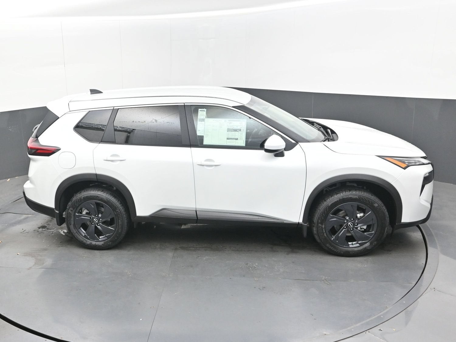 2027 Nissan Rogue SV