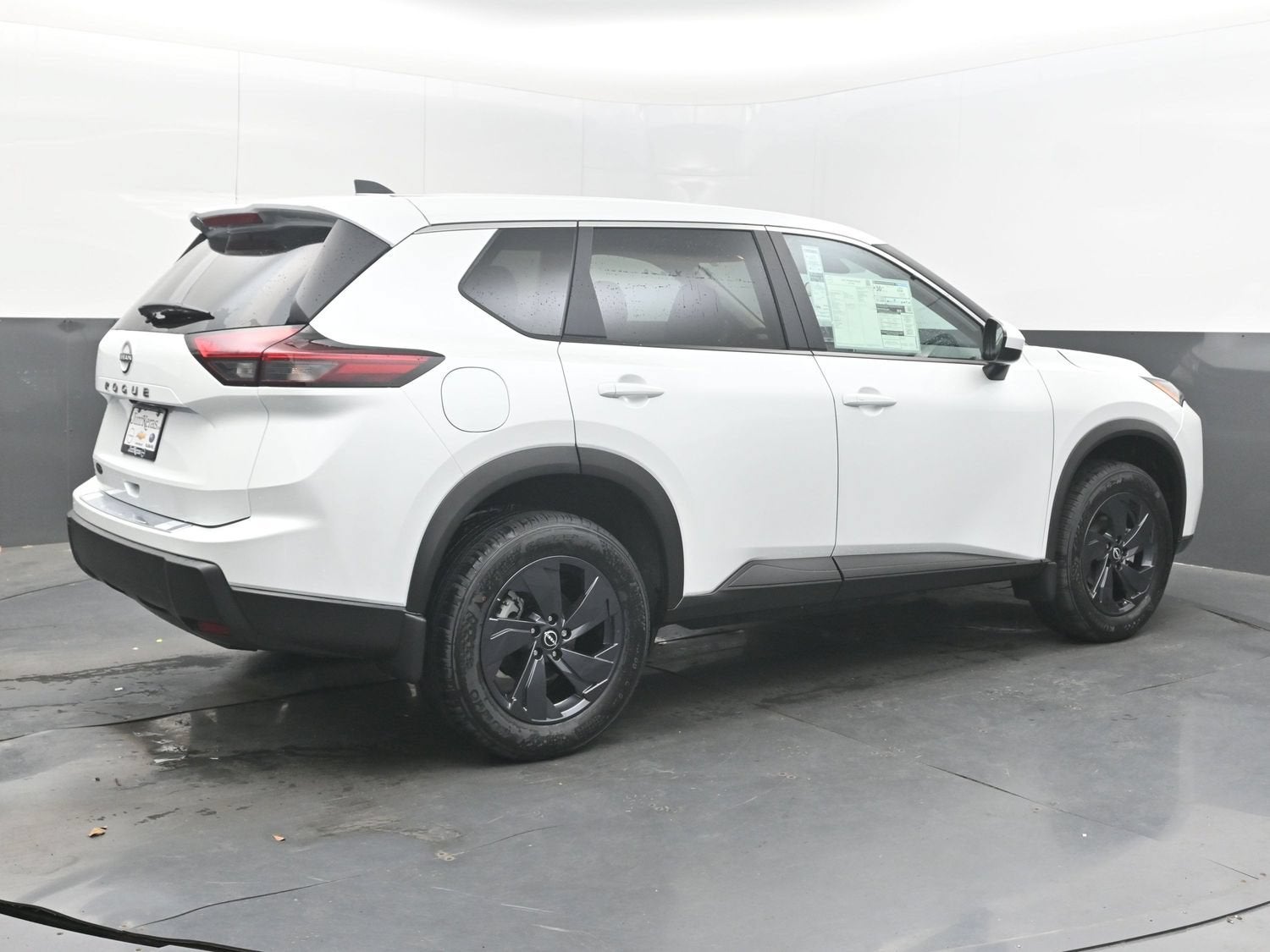 2027 Nissan Rogue SV