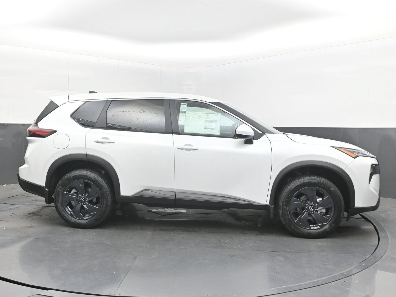 2027 Nissan Rogue SV