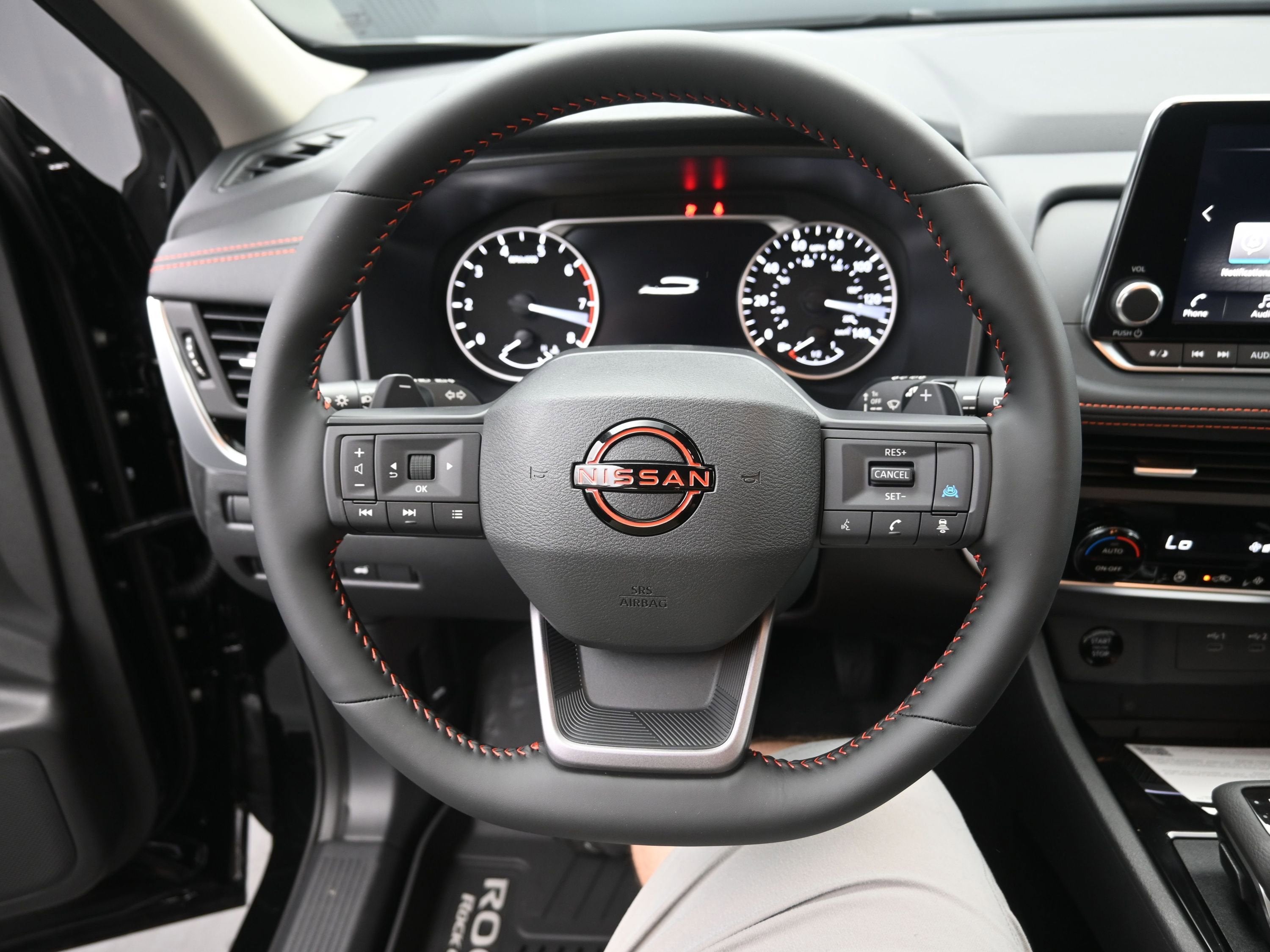 2026 Nissan ROGUE Rock Creek PREMIUM