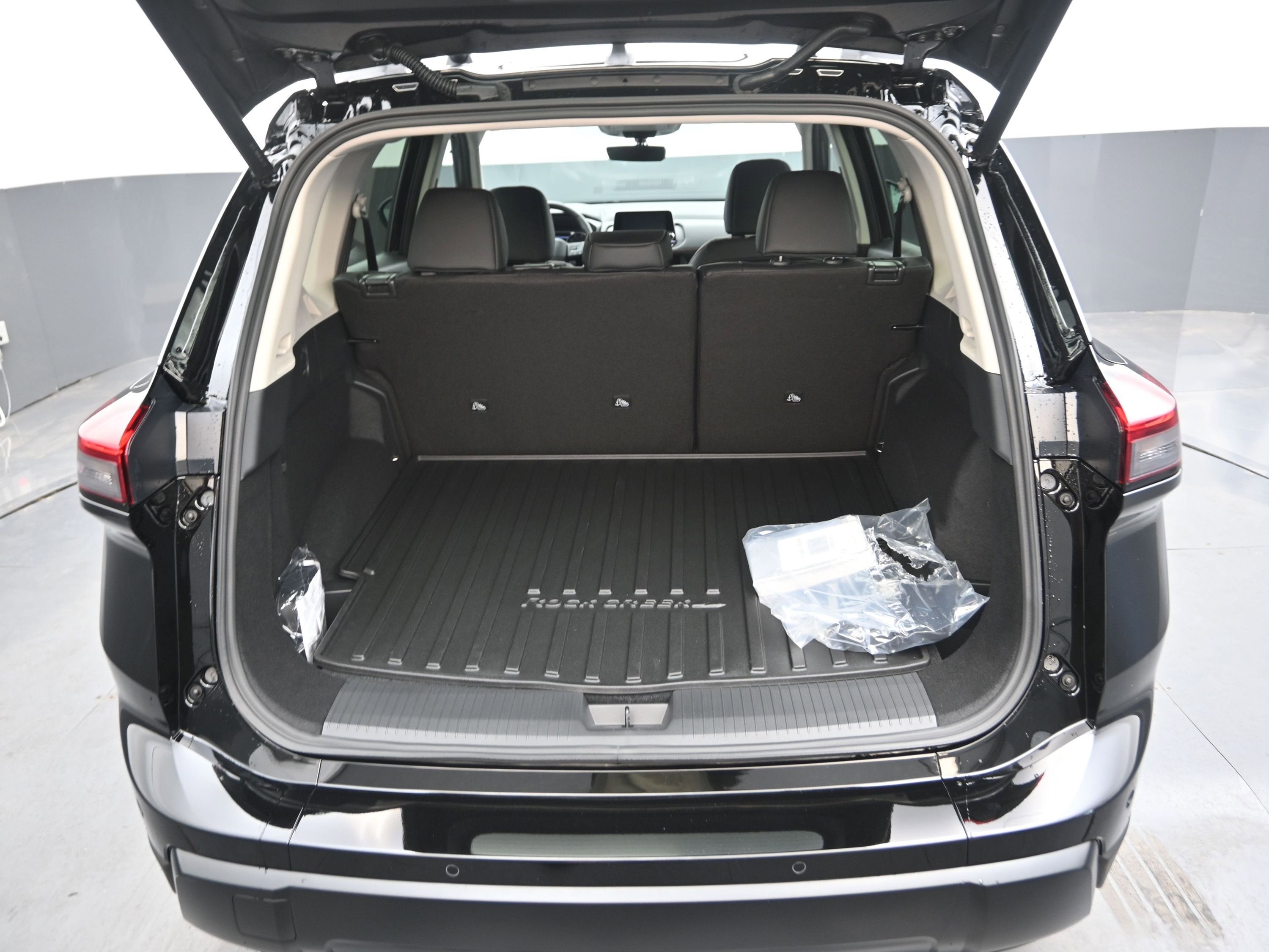 2026 Nissan ROGUE Rock Creek PREMIUM