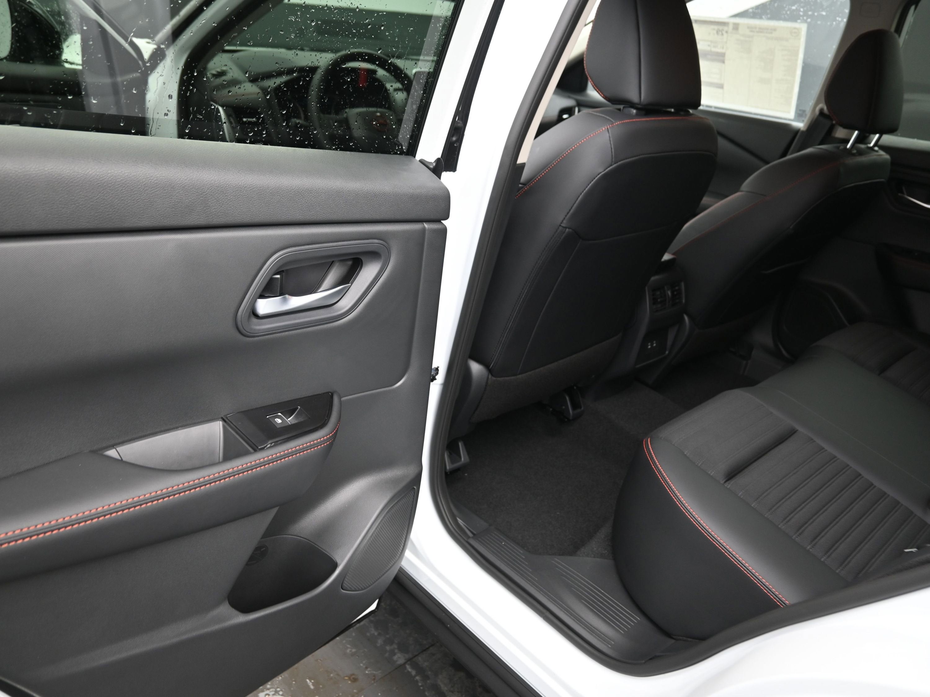 2026 Nissan ROGUE Rock Creek PREMIUM