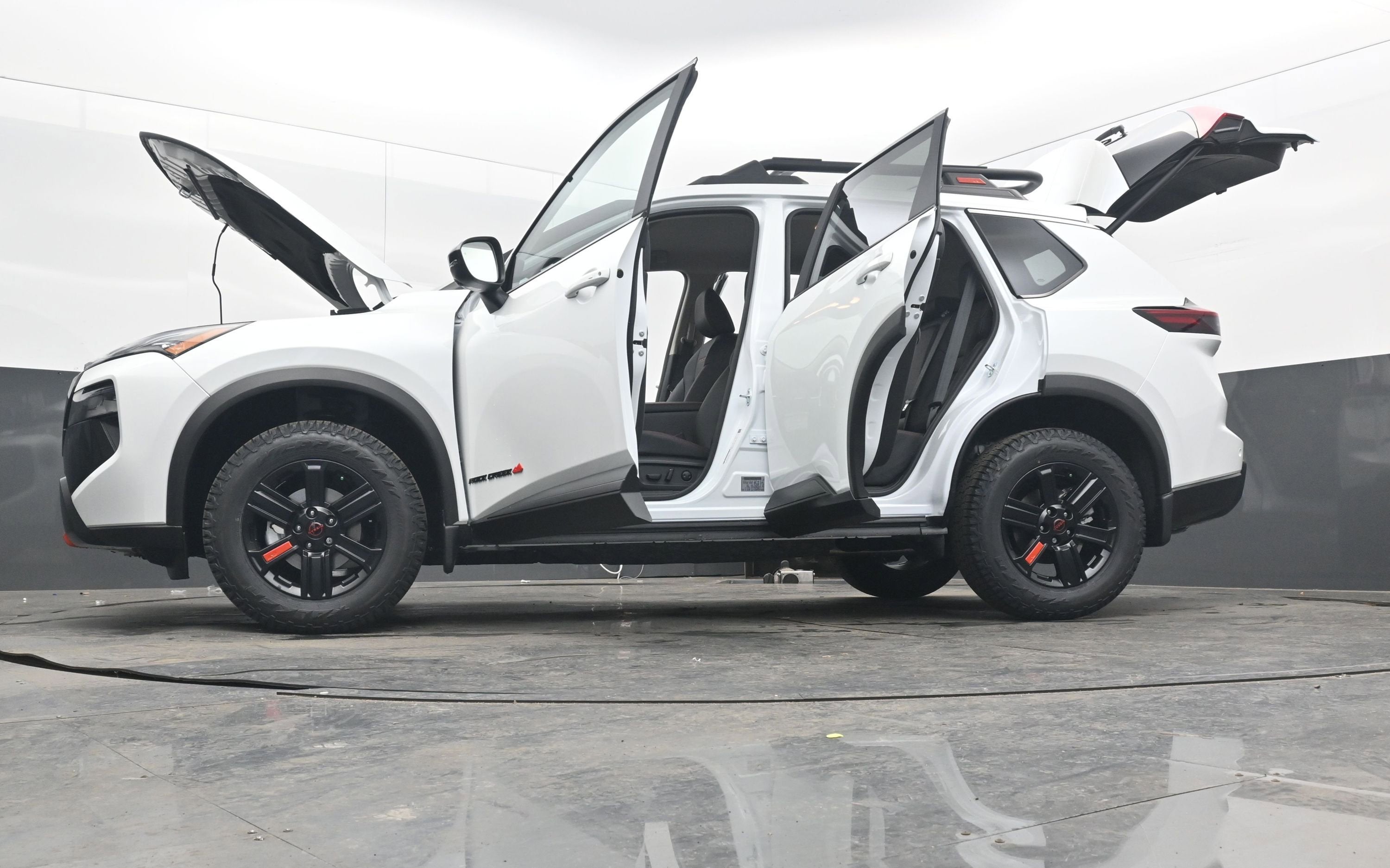 2026 Nissan ROGUE Rock Creek PREMIUM