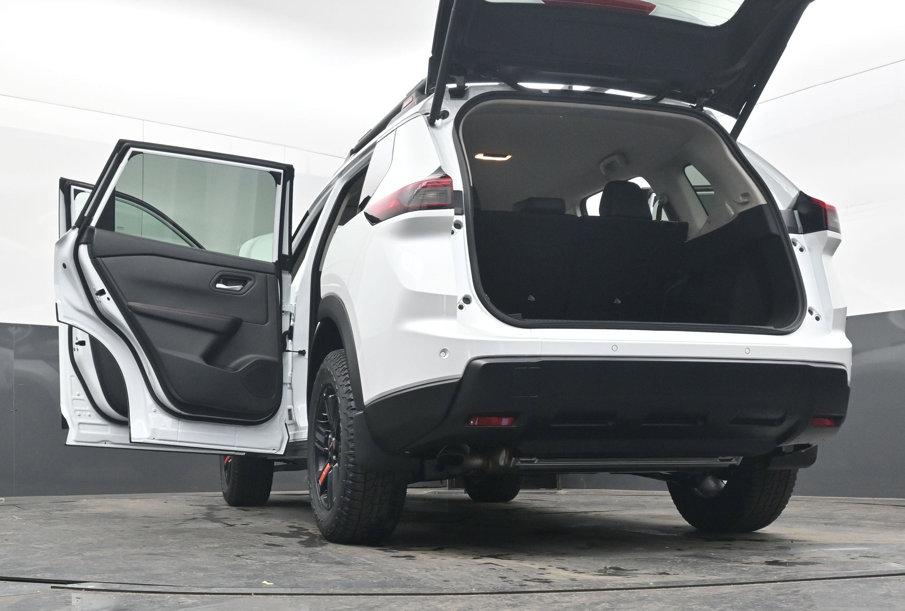 2026 Nissan ROGUE Rock Creek PREMIUM