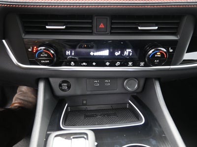 2026 Nissan ROGUE Rock Creek PREMIUM