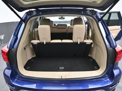 2018 Nissan Pathfinder SL