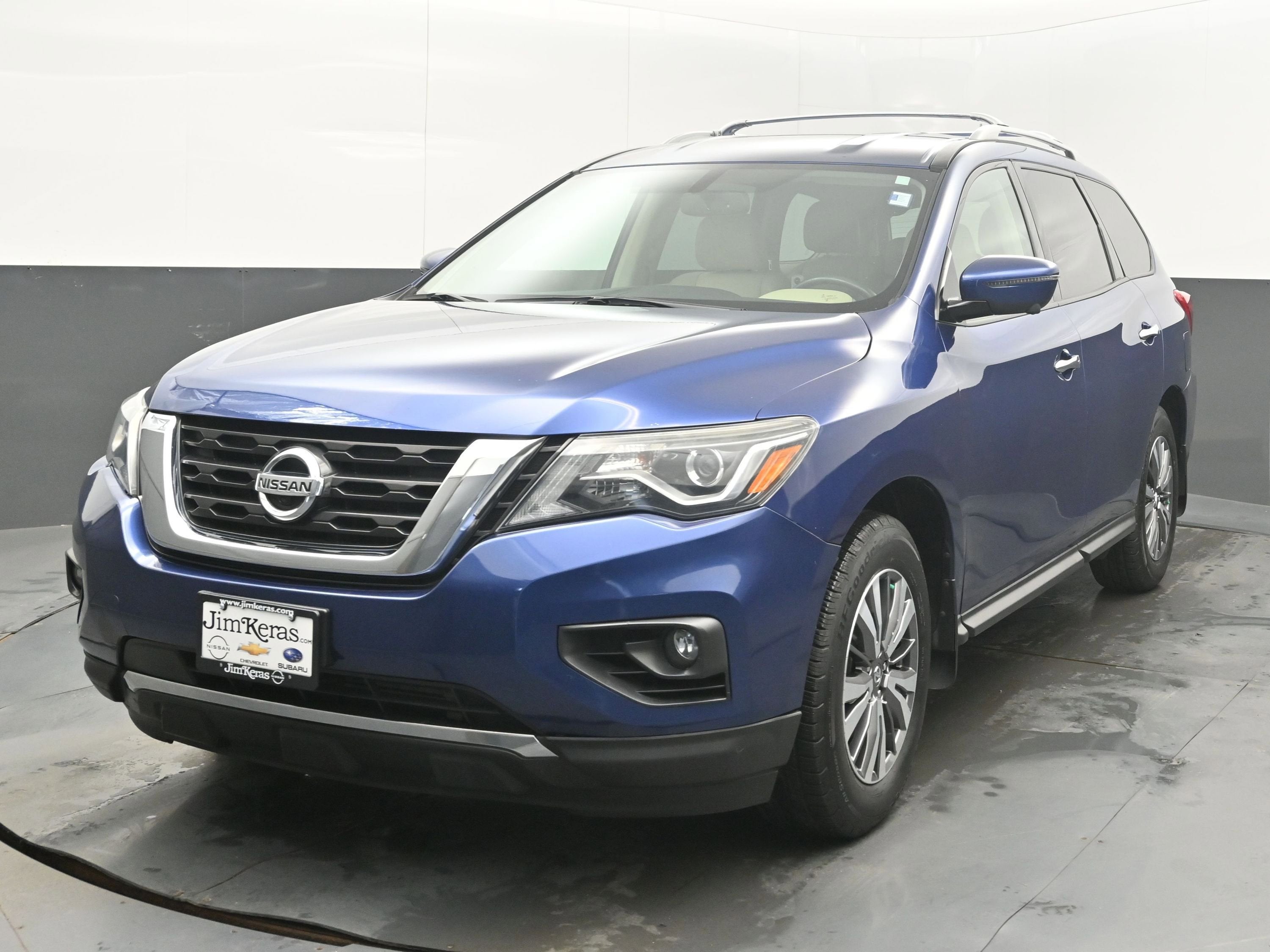 2018 Nissan Pathfinder SL