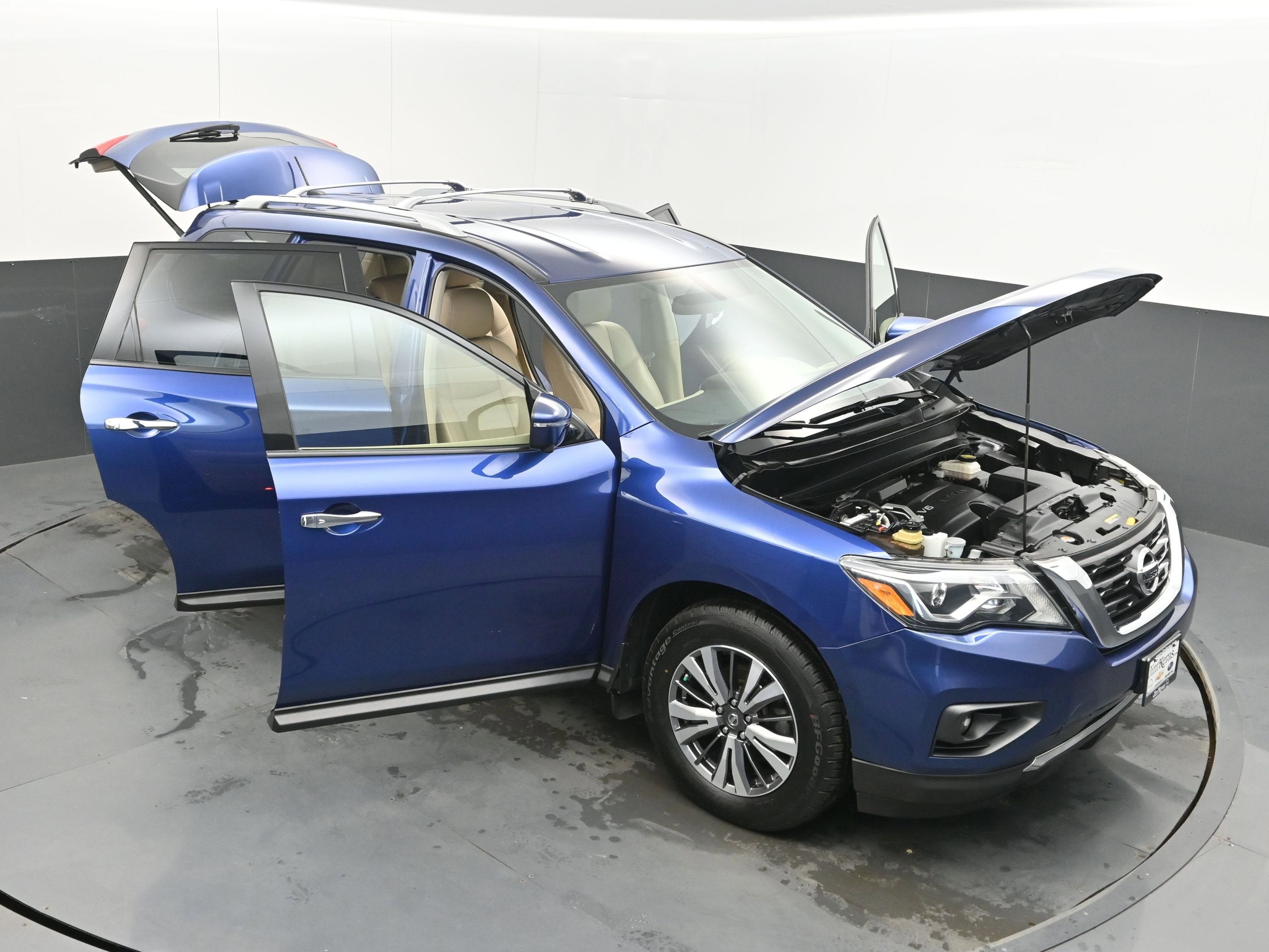 2018 Nissan Pathfinder SL