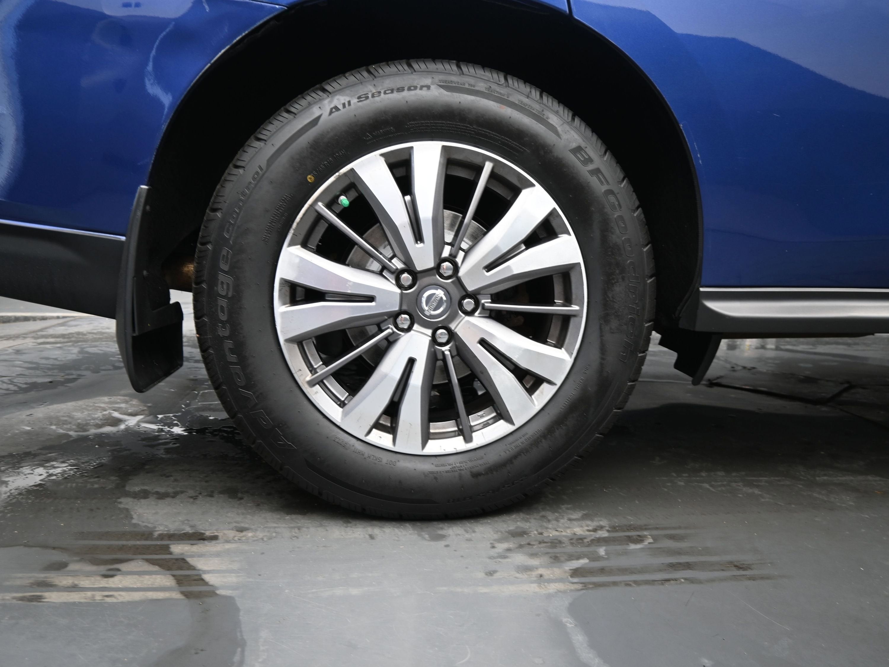 2018 Nissan Pathfinder SL