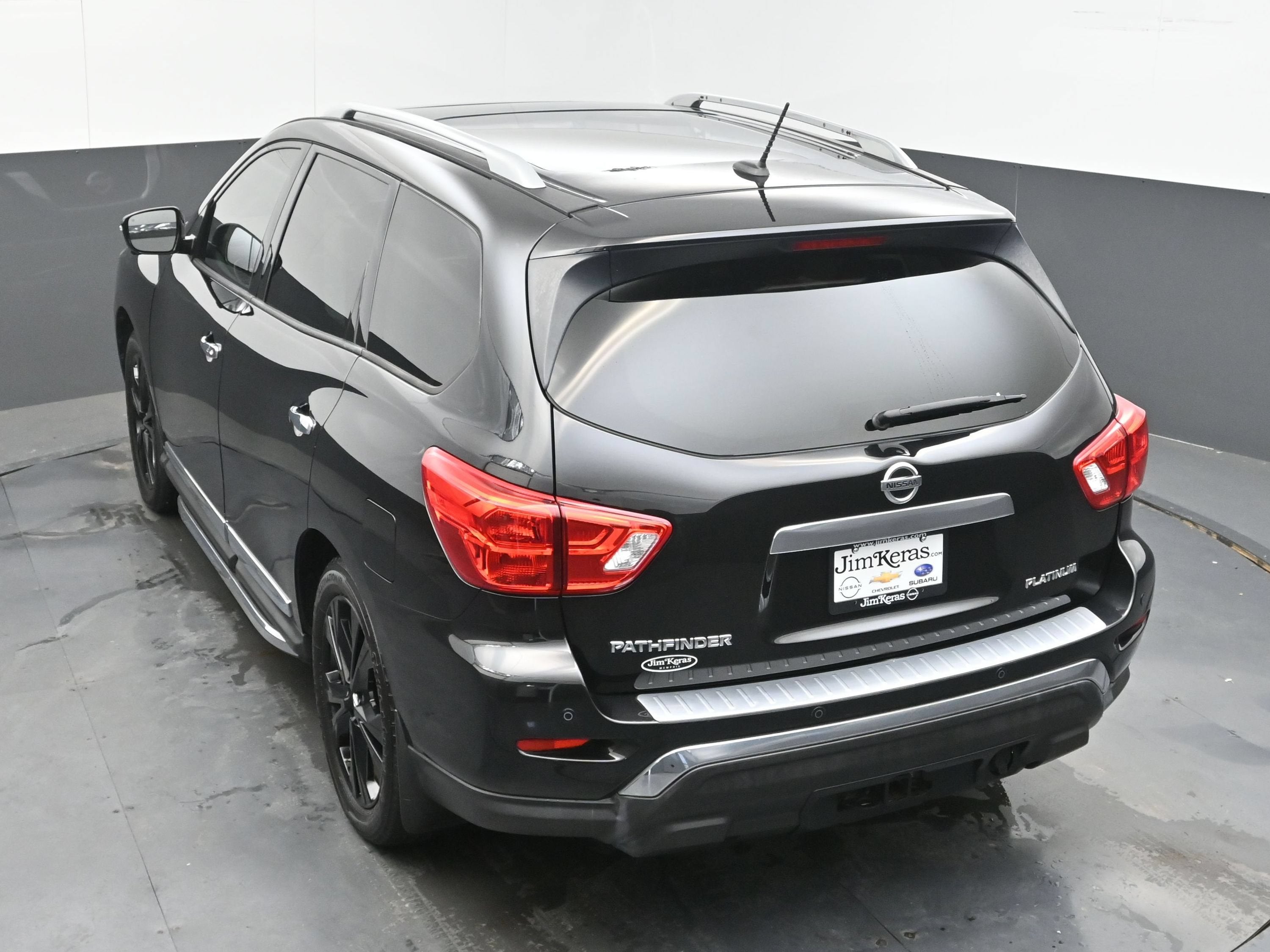 2017 Nissan Pathfinder Platinum