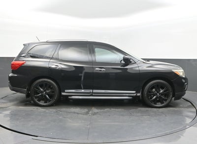 2017 Nissan Pathfinder Platinum