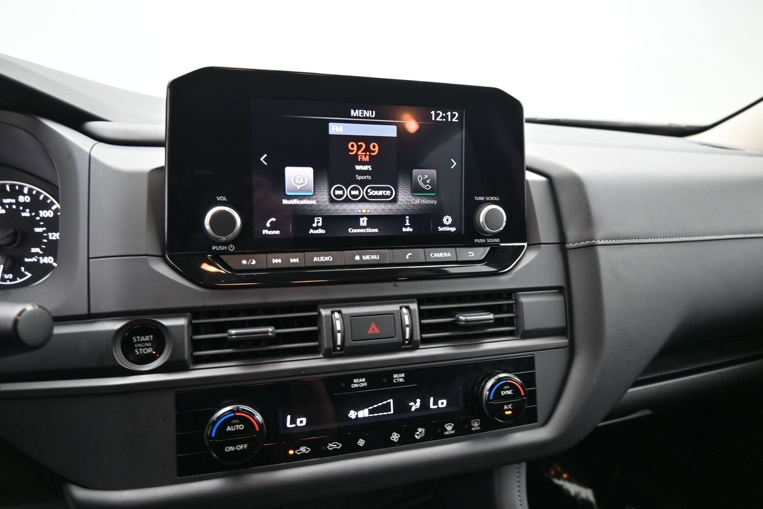 2025 Nissan Pathfinder S