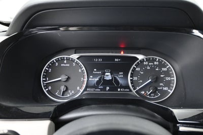2022 Nissan Pathfinder SL