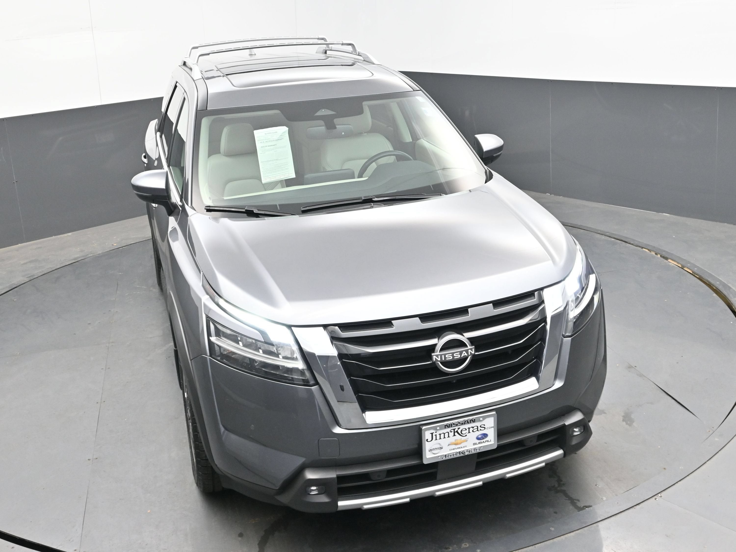 2022 Nissan Pathfinder SL