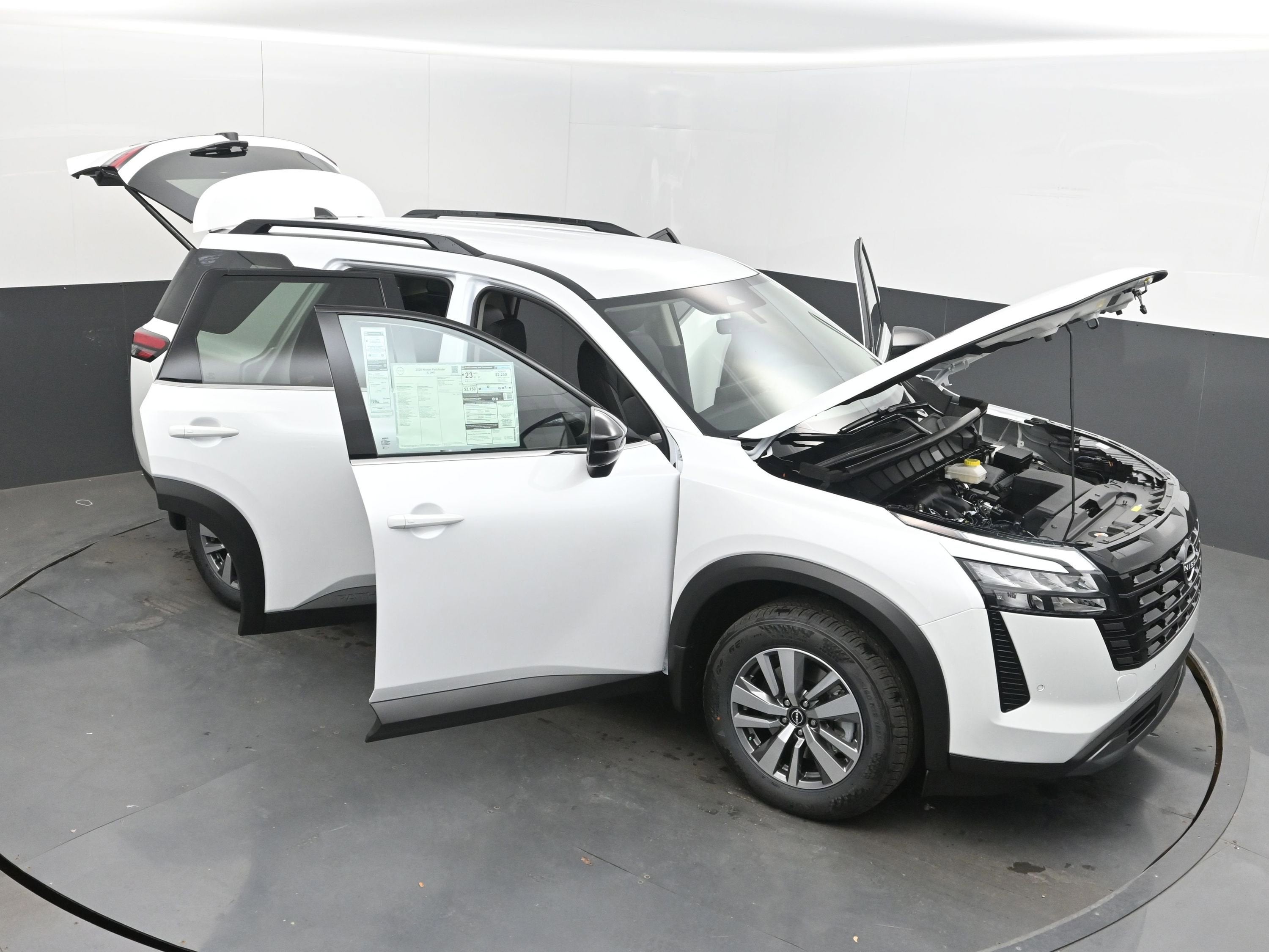 2026 Nissan PATHFINDER SL