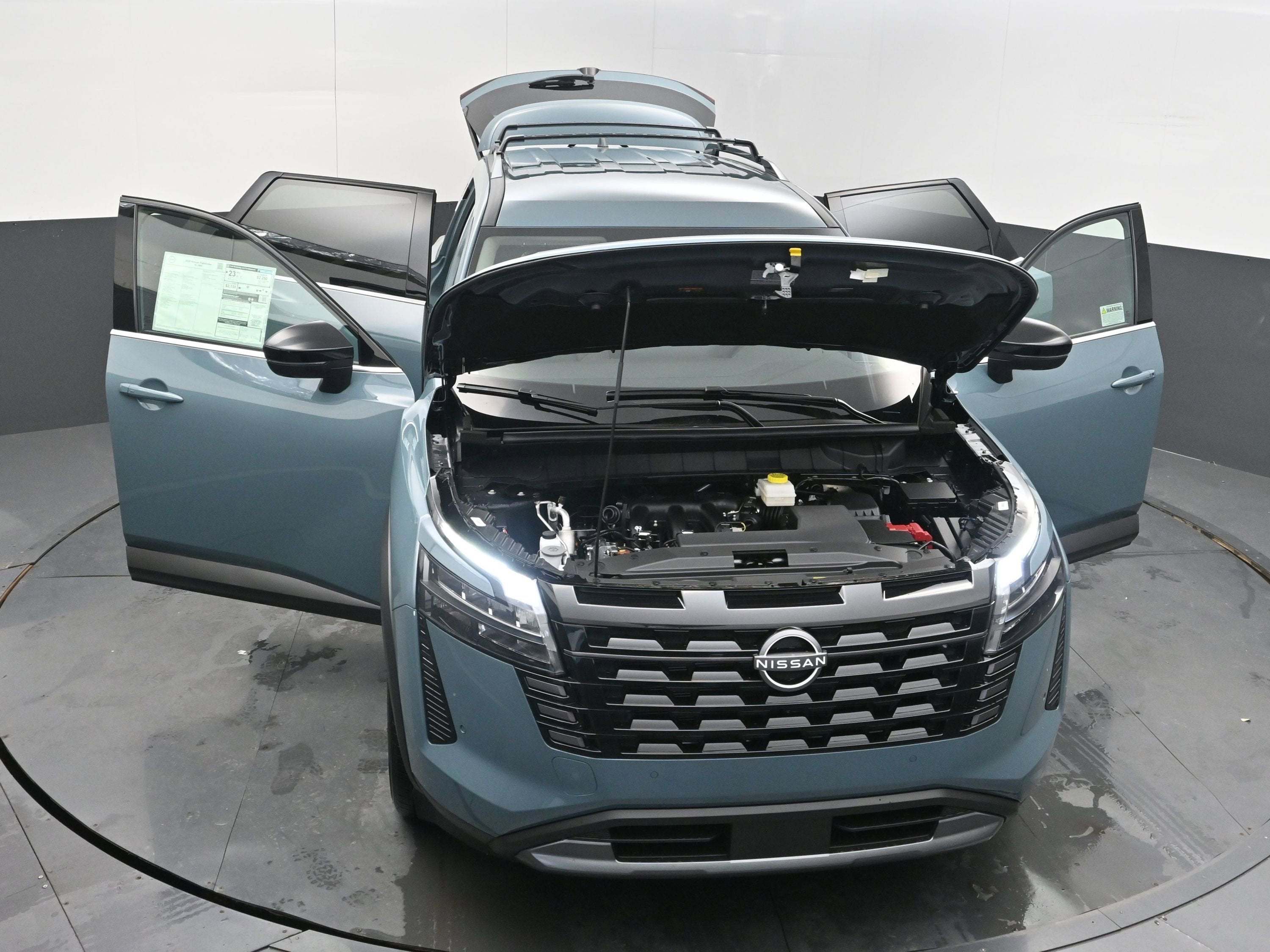 2026 Nissan PATHFINDER SL