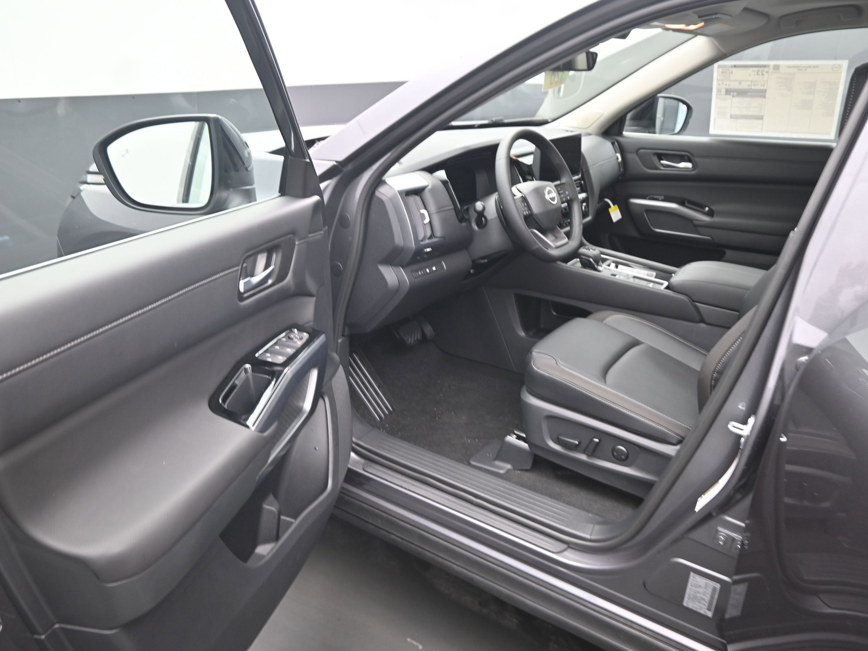 2026 Nissan PATHFINDER SL PREMIUM