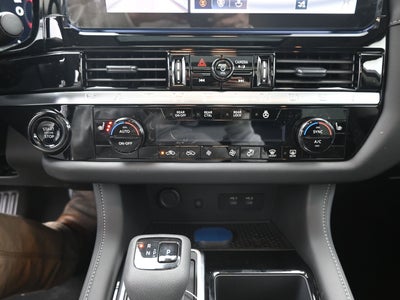 2026 Nissan PATHFINDER SL PREMIUM