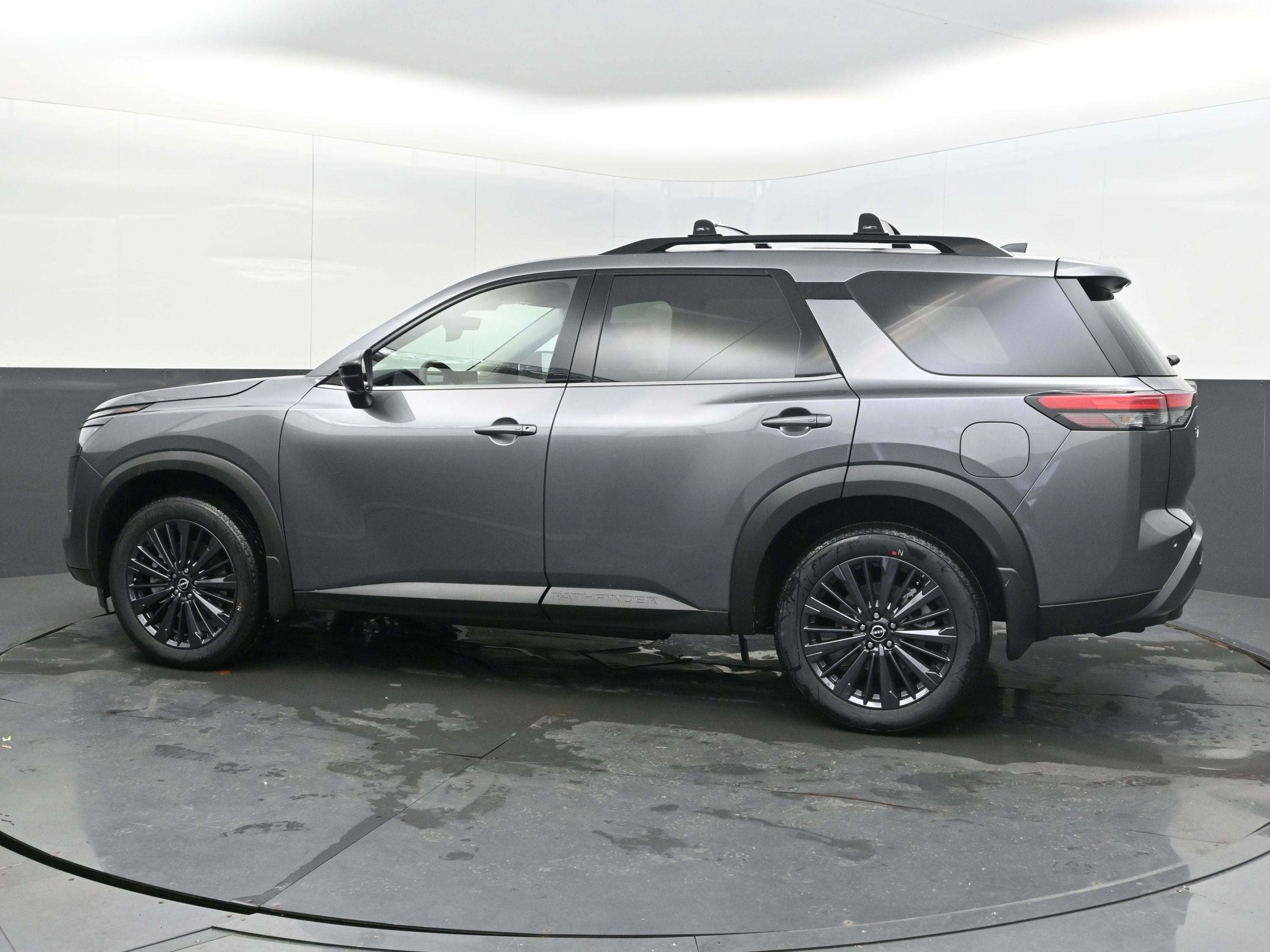 2026 Nissan PATHFINDER SL PREMIUM