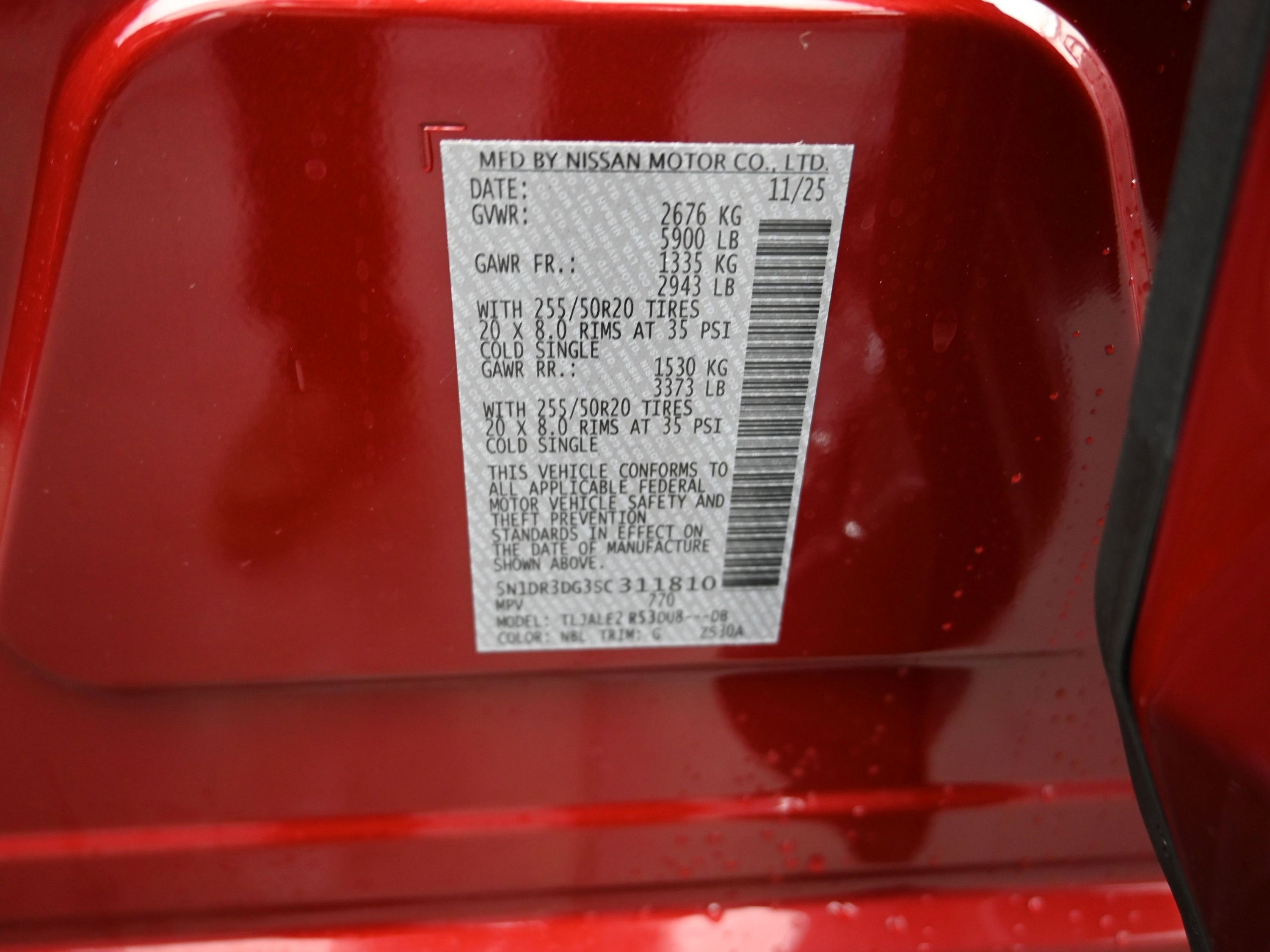 2025 Nissan PATHFINDER Platinum