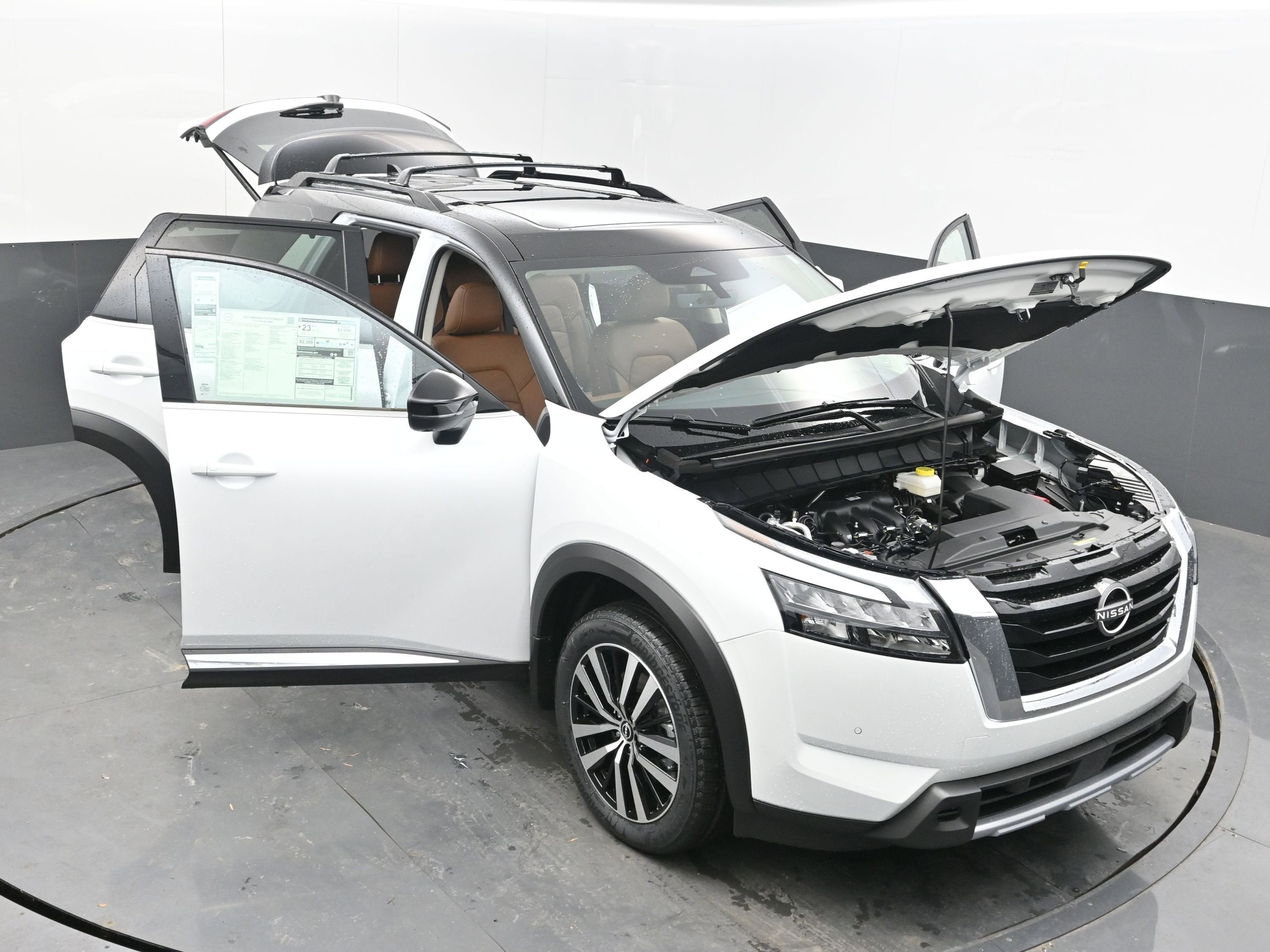 2025 Nissan PATHFINDER Platinum