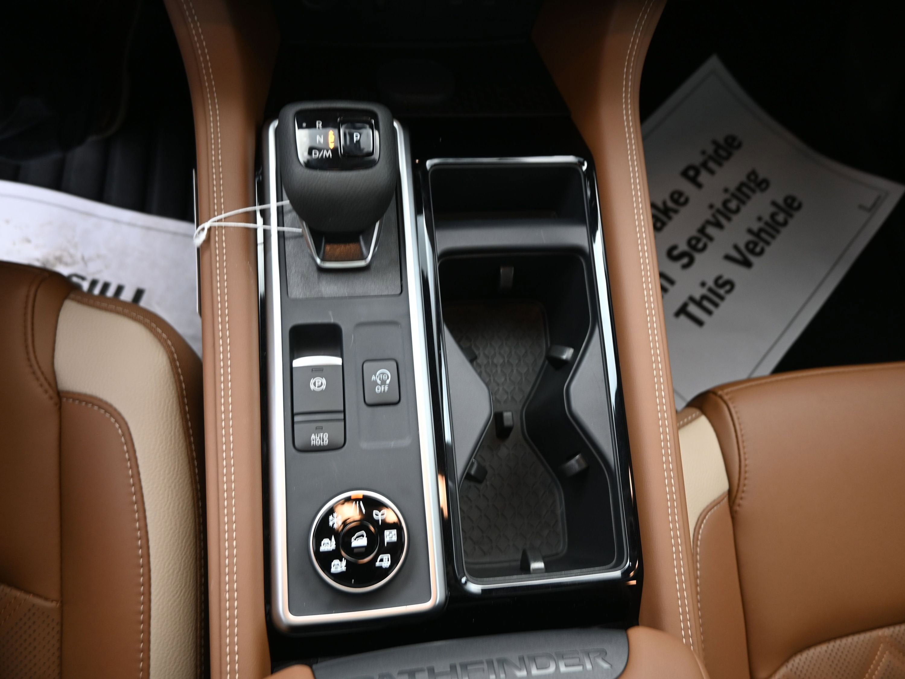 2026 Nissan PATHFINDER PLAT