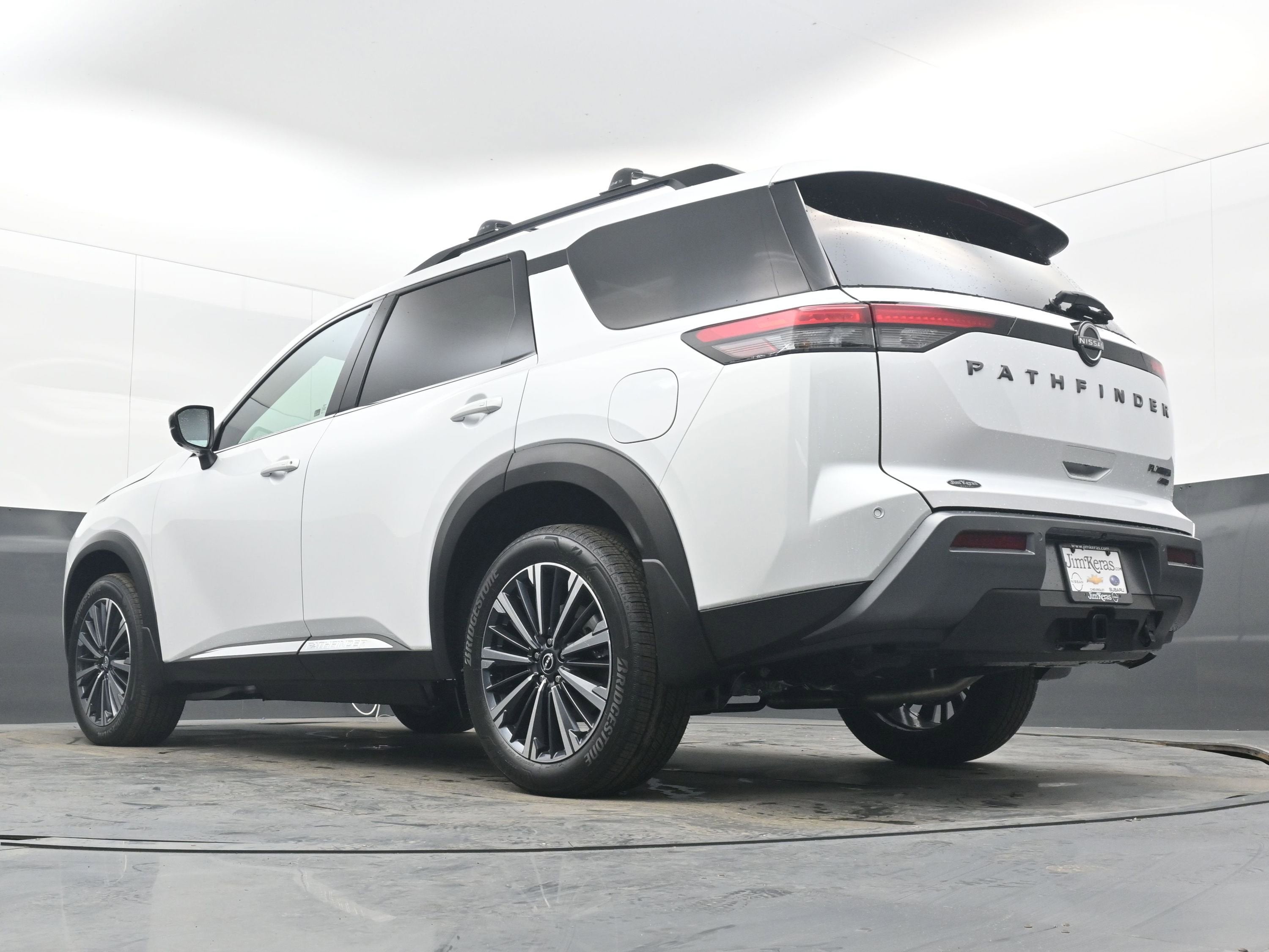 2026 Nissan PATHFINDER PLAT