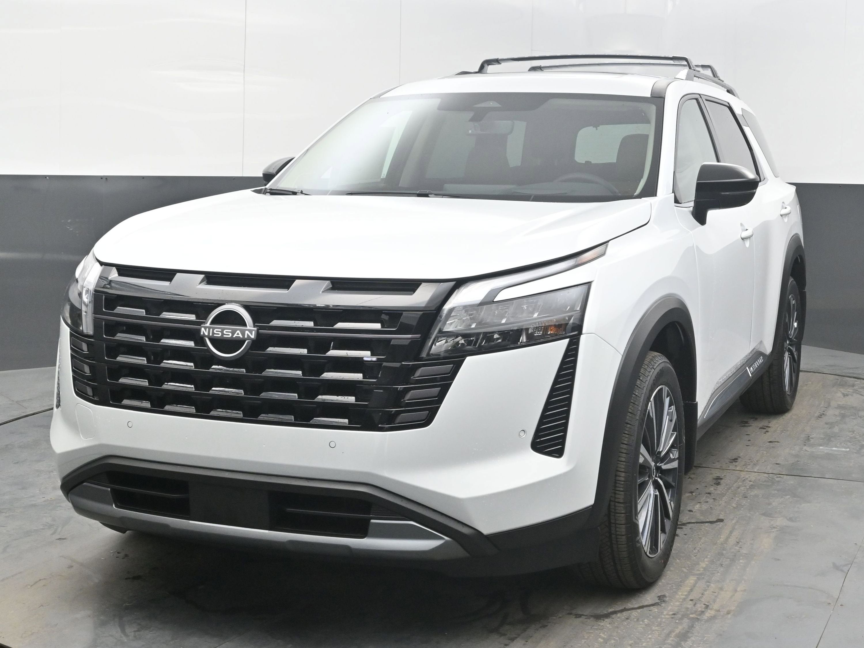 2026 Nissan PATHFINDER PLAT