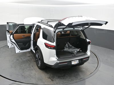 2026 Nissan PATHFINDER PLAT