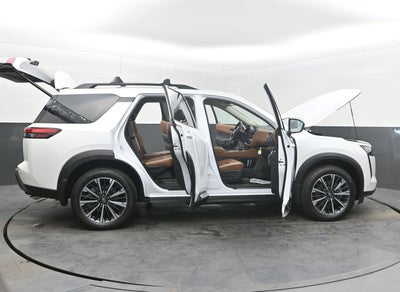 2026 Nissan PATHFINDER PLAT