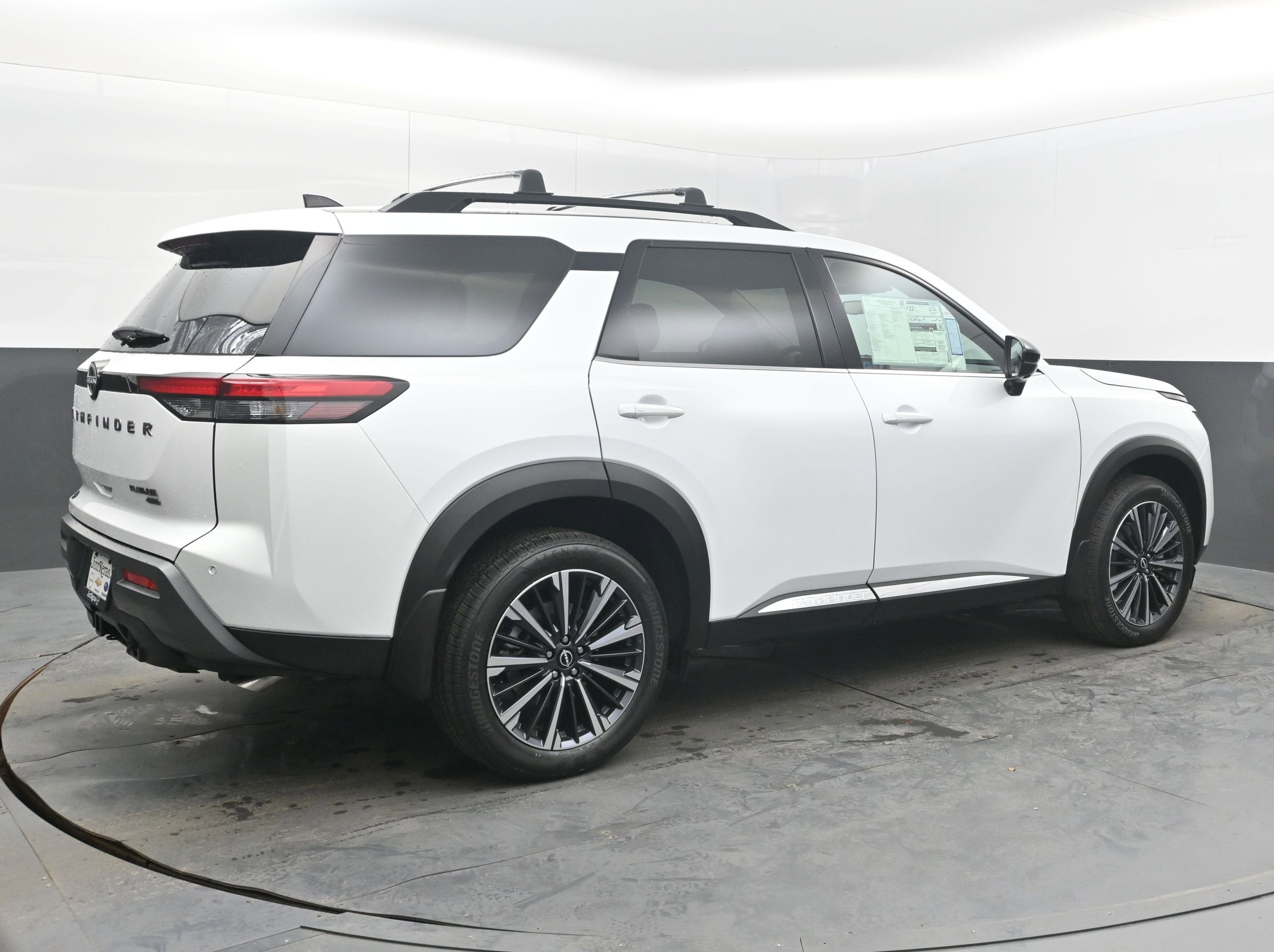 2026 Nissan PATHFINDER PLAT