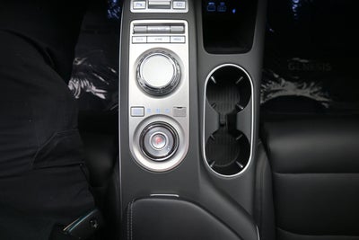 2025 Genesis GV70 2.5T