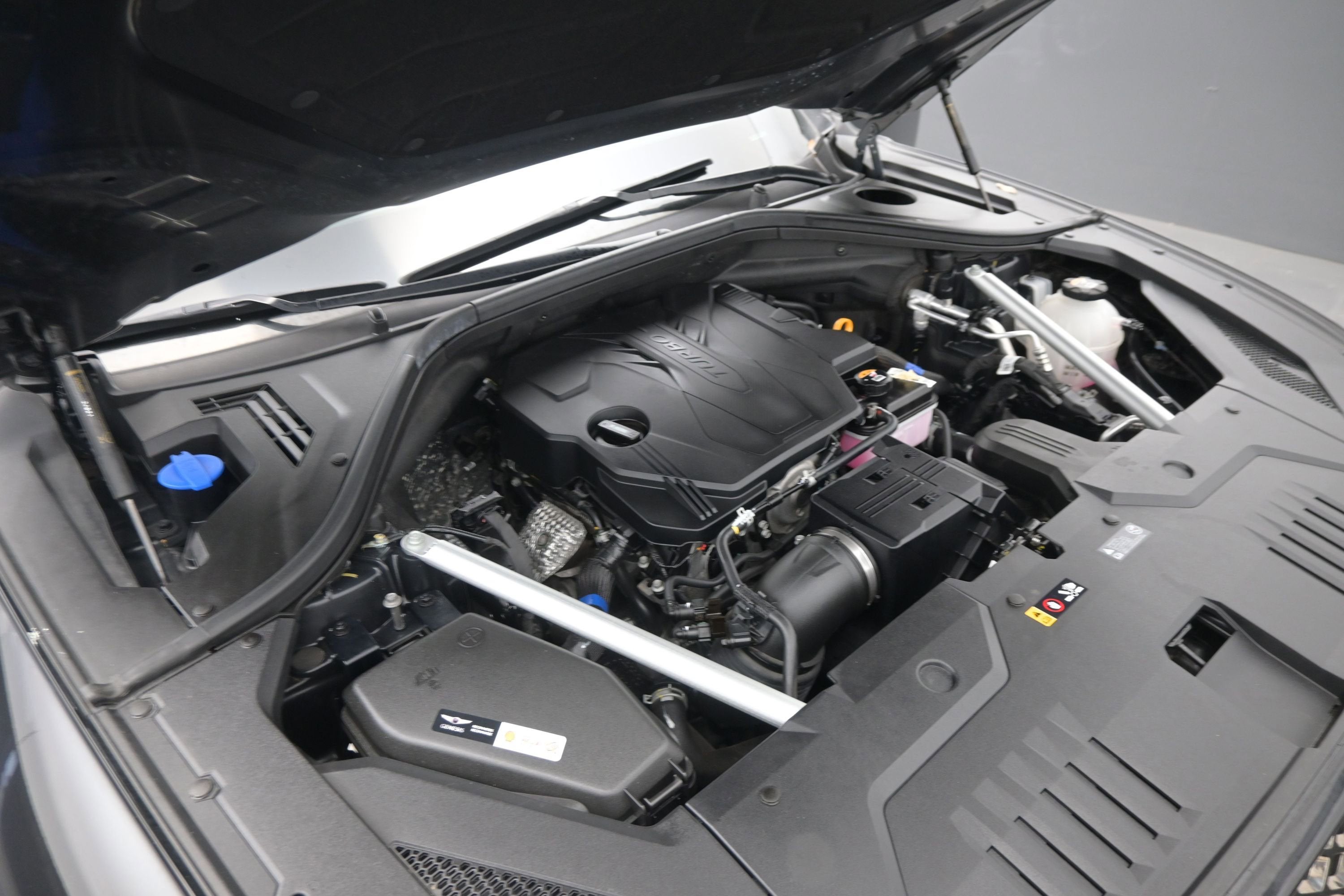 2025 Genesis GV70 2.5T