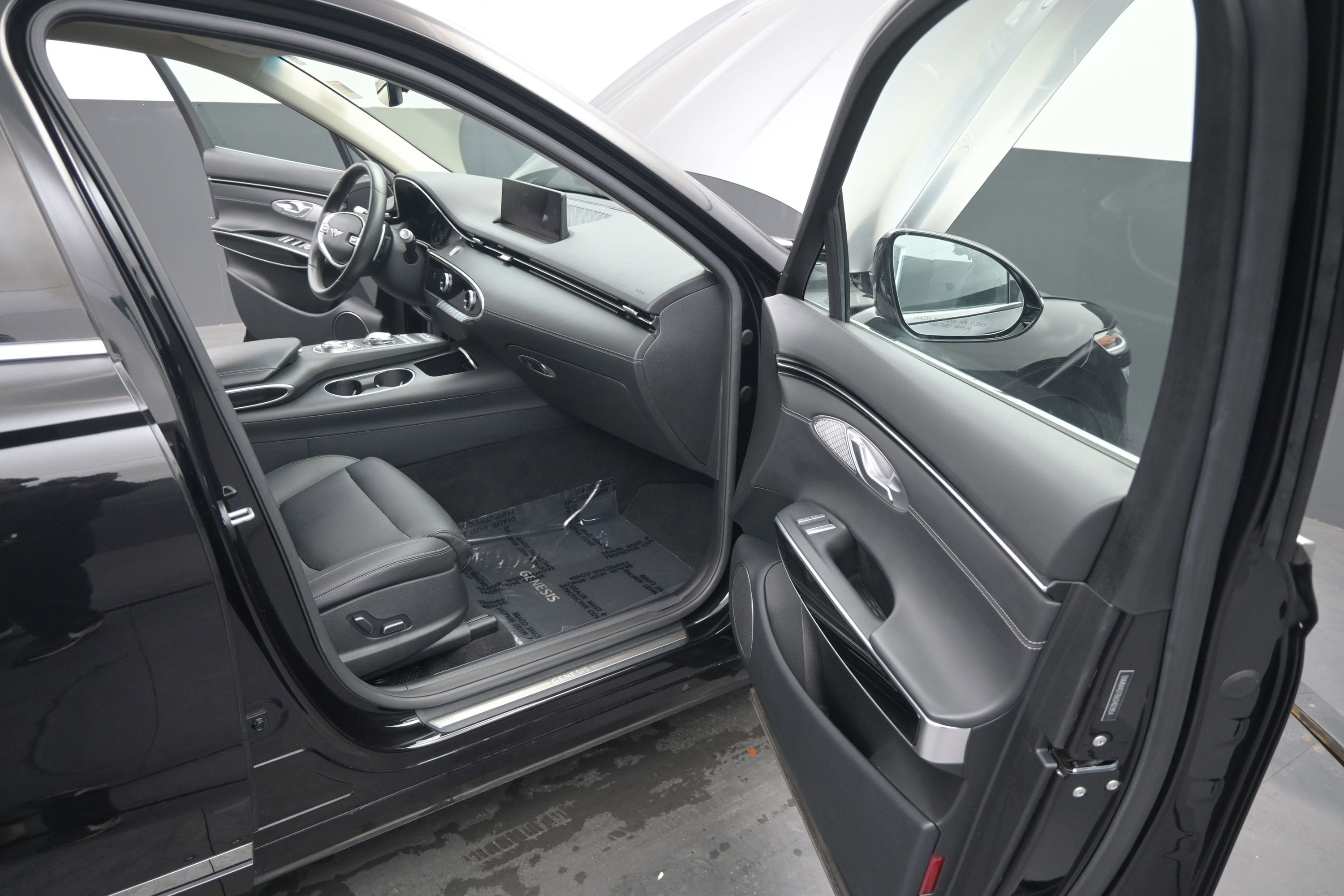 2025 Genesis GV70 2.5T
