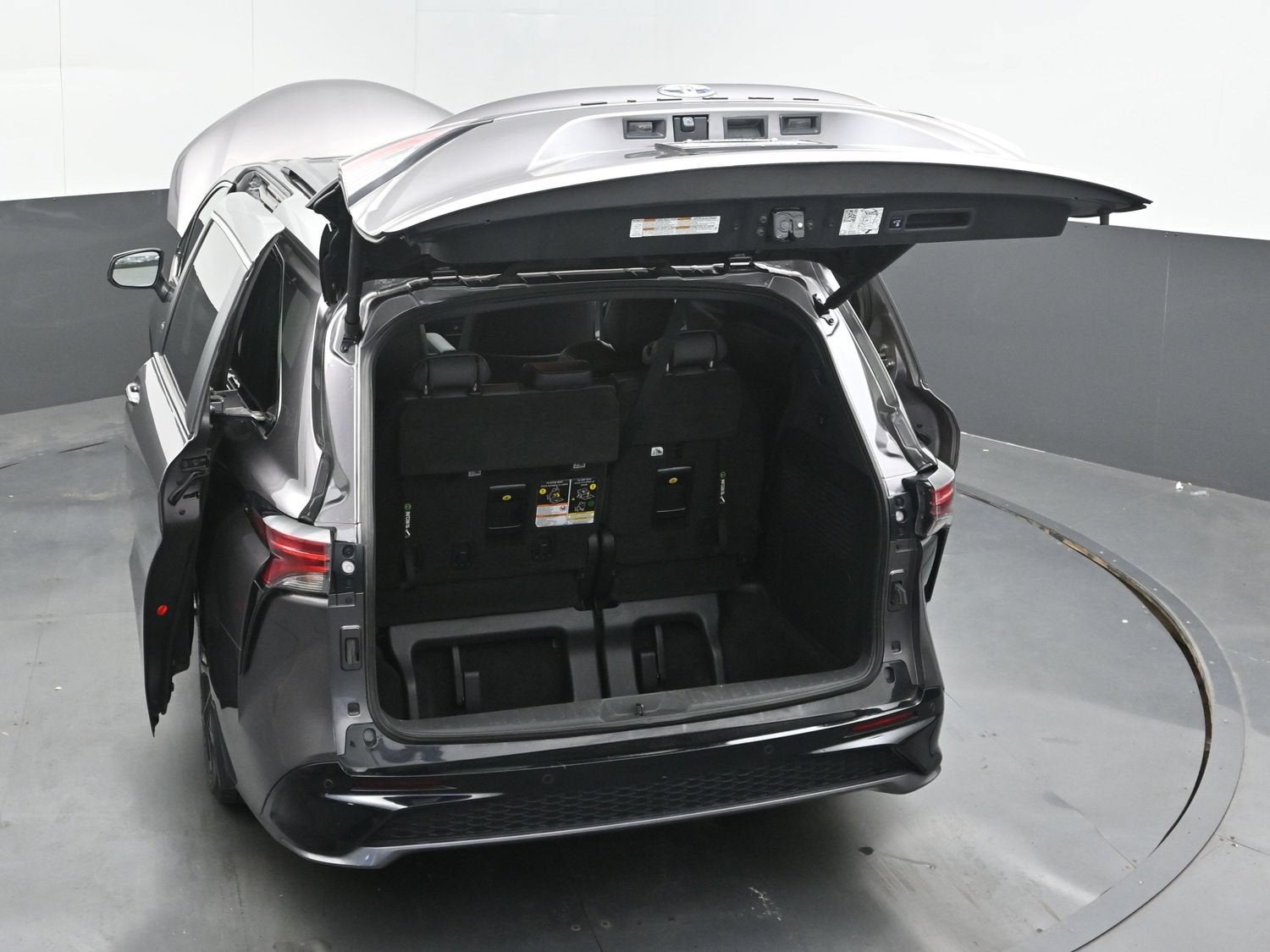 2022 Toyota Sienna XSE