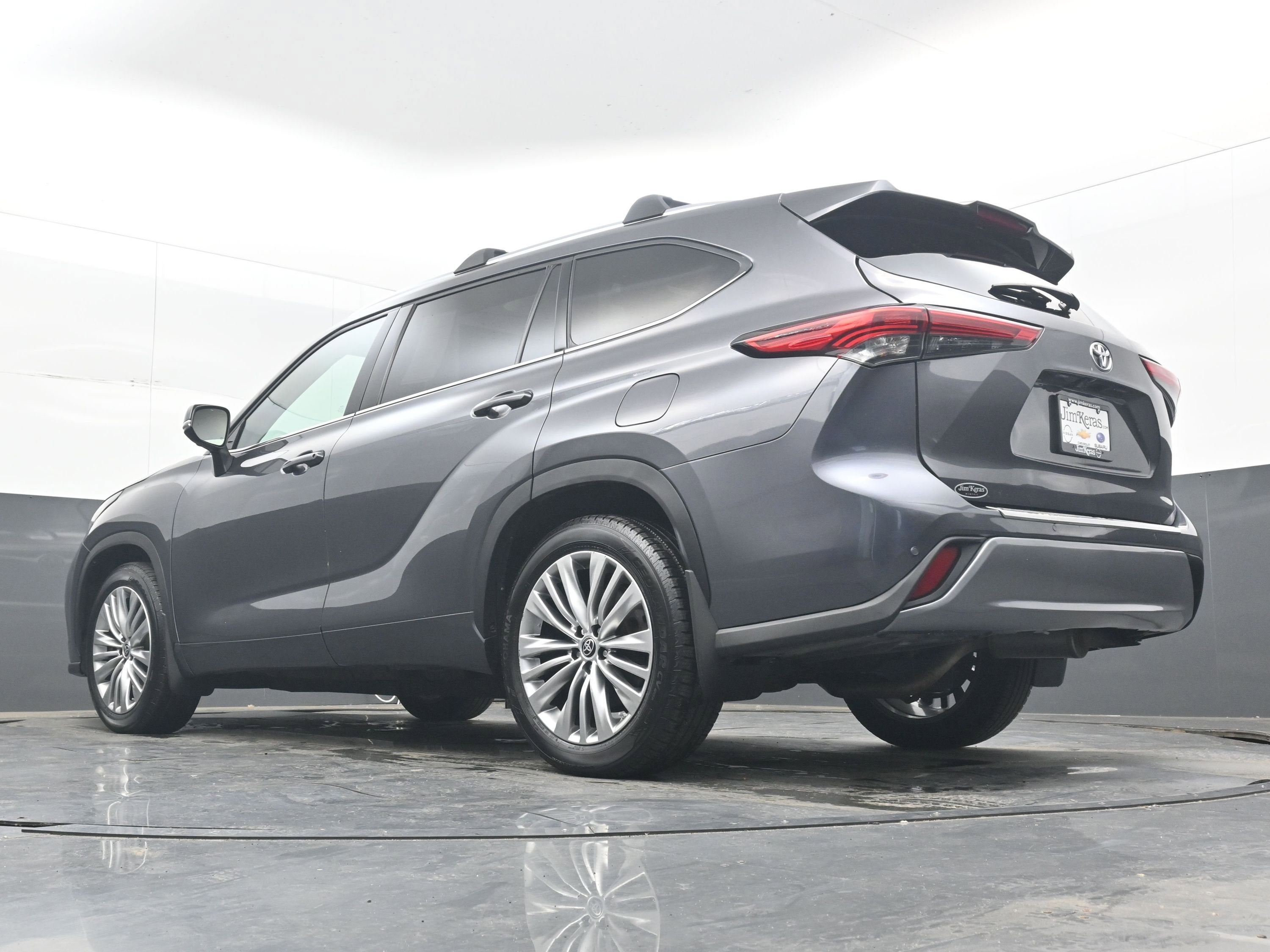 2022 Toyota Highlander Platinum
