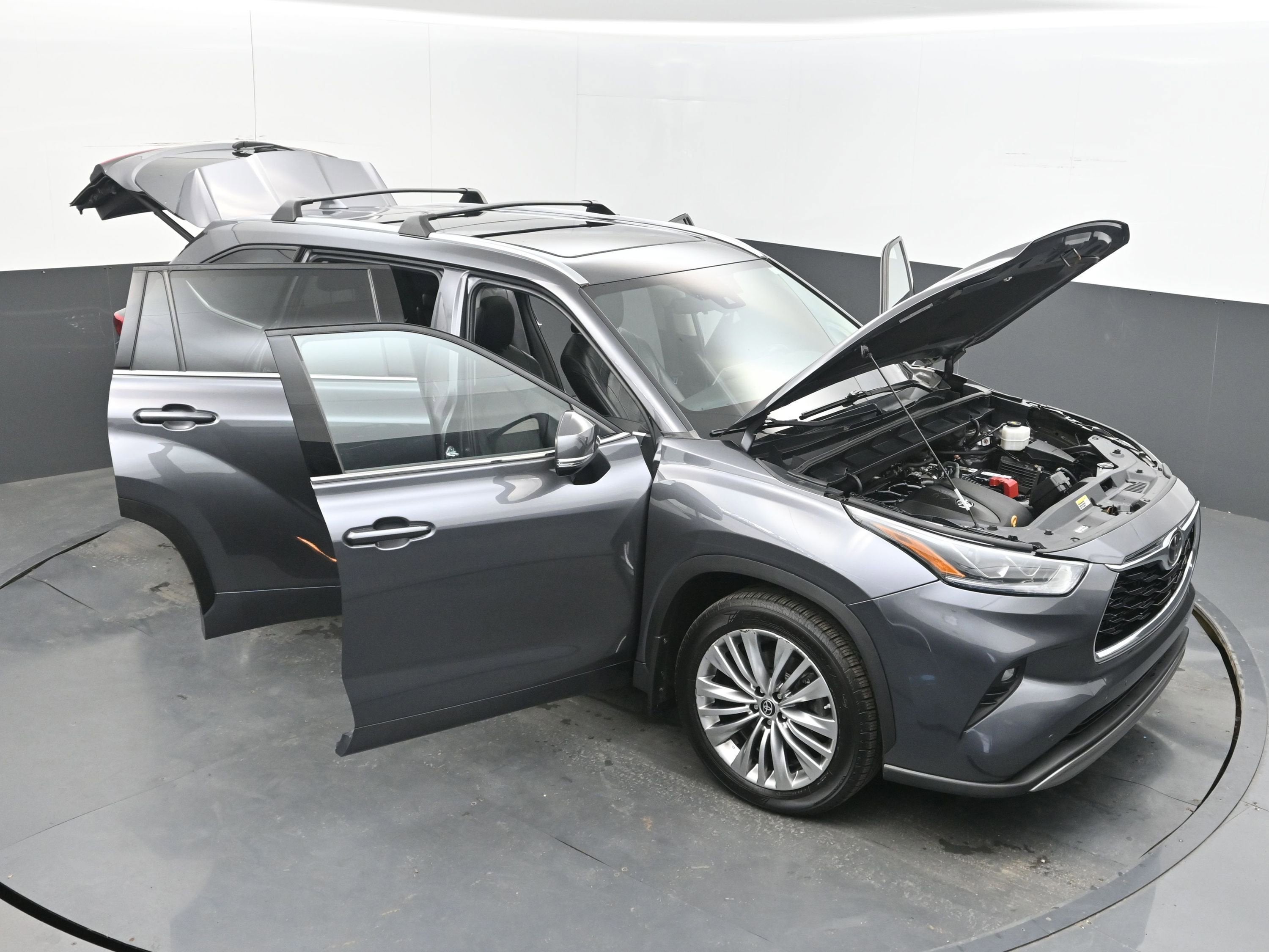 2022 Toyota Highlander Platinum