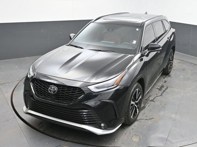 2022 Toyota Highlander XSE