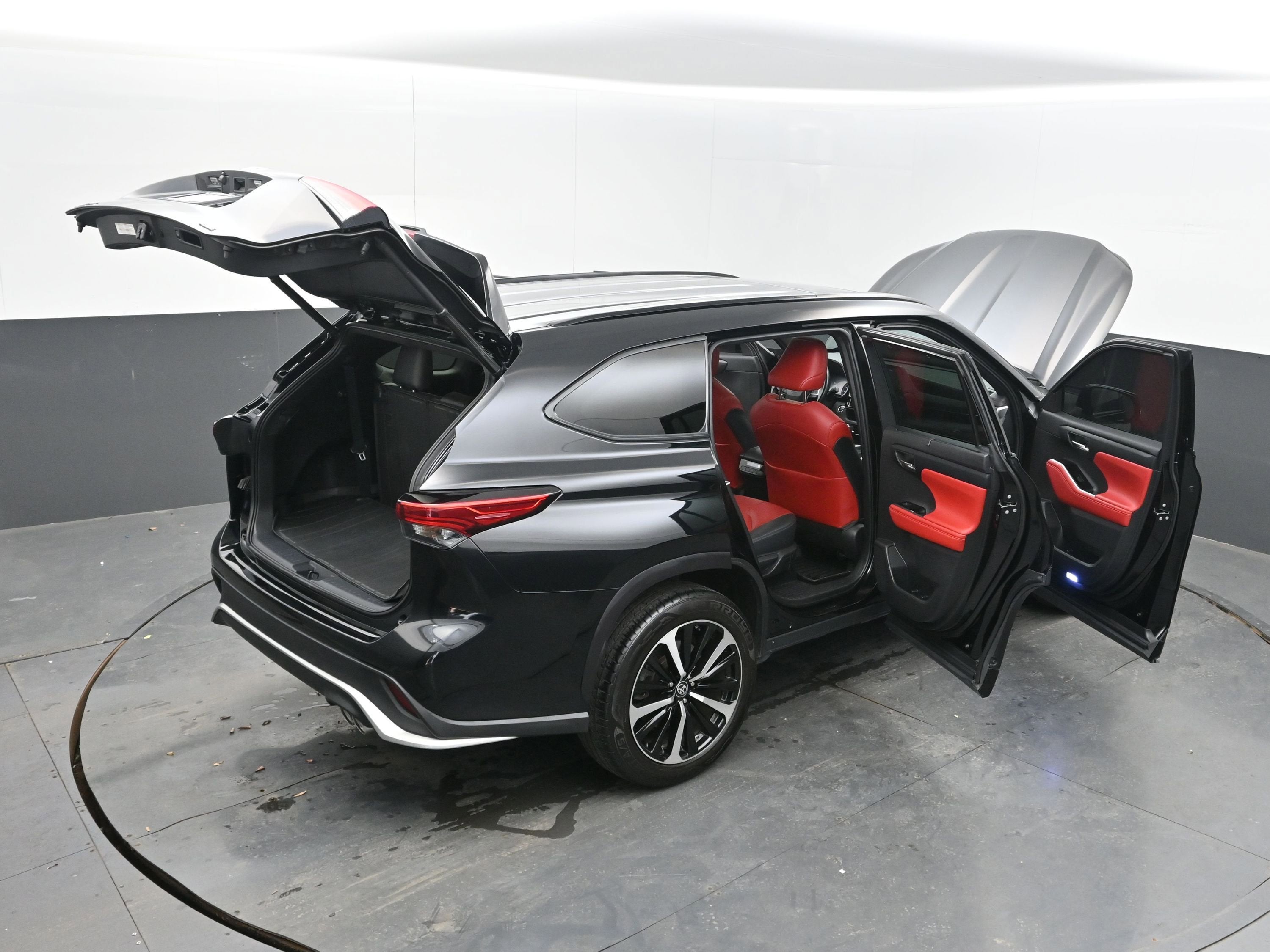 2022 Toyota Highlander XSE