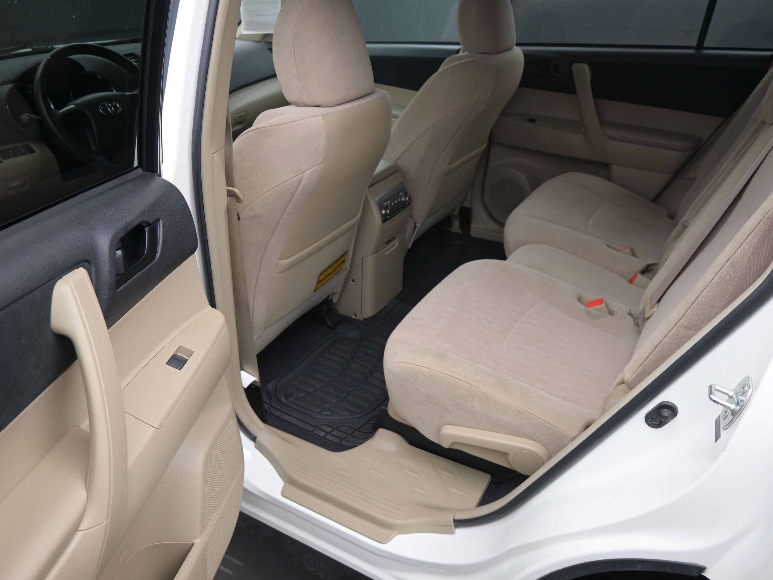 2011 Toyota Highlander Base