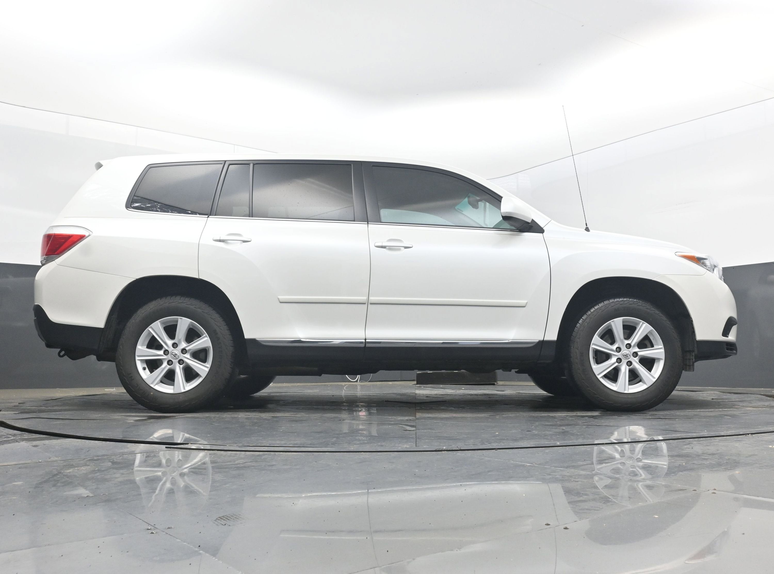 2011 Toyota Highlander Base