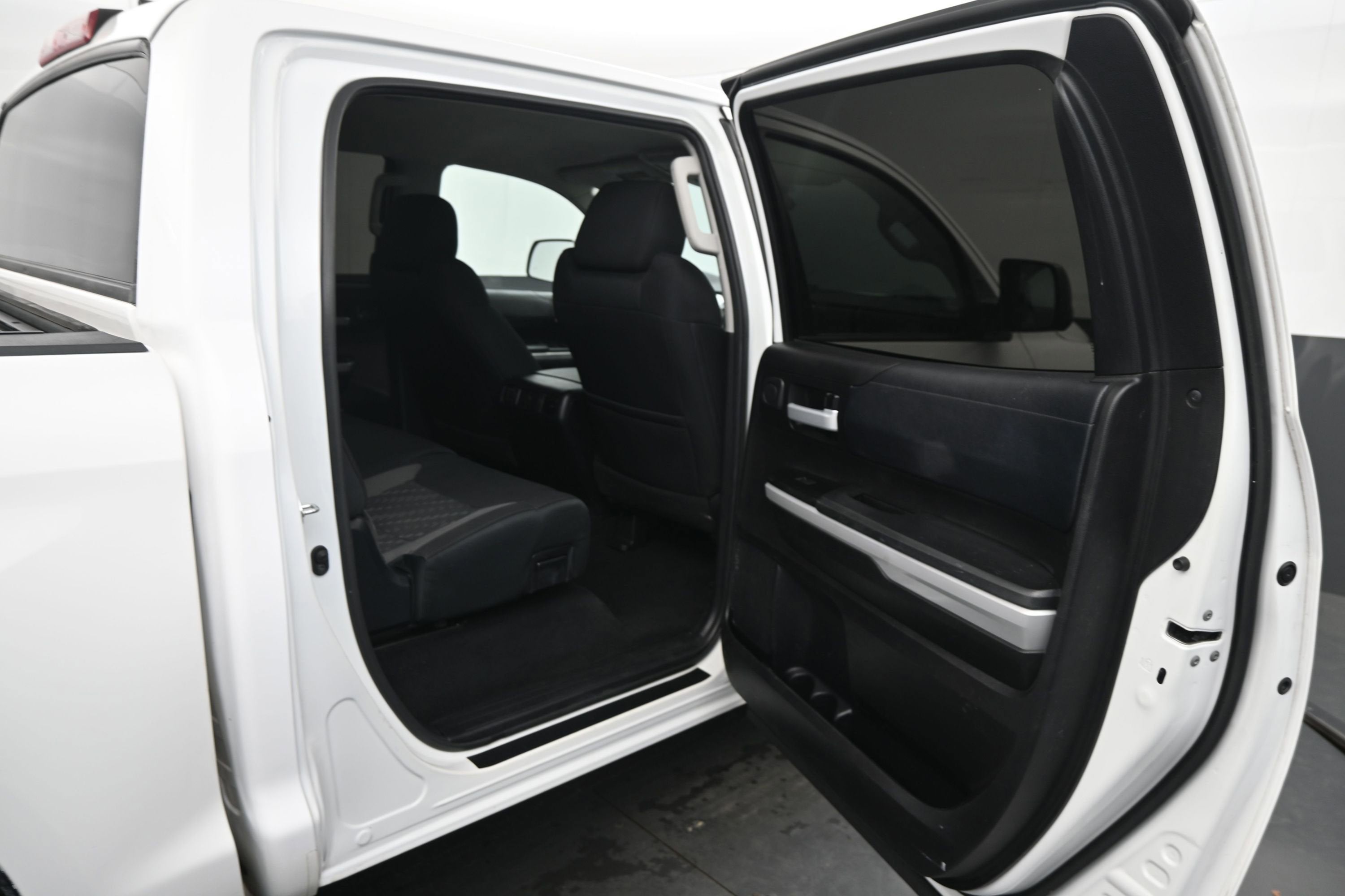 2021 Toyota Tundra 2WD SR5